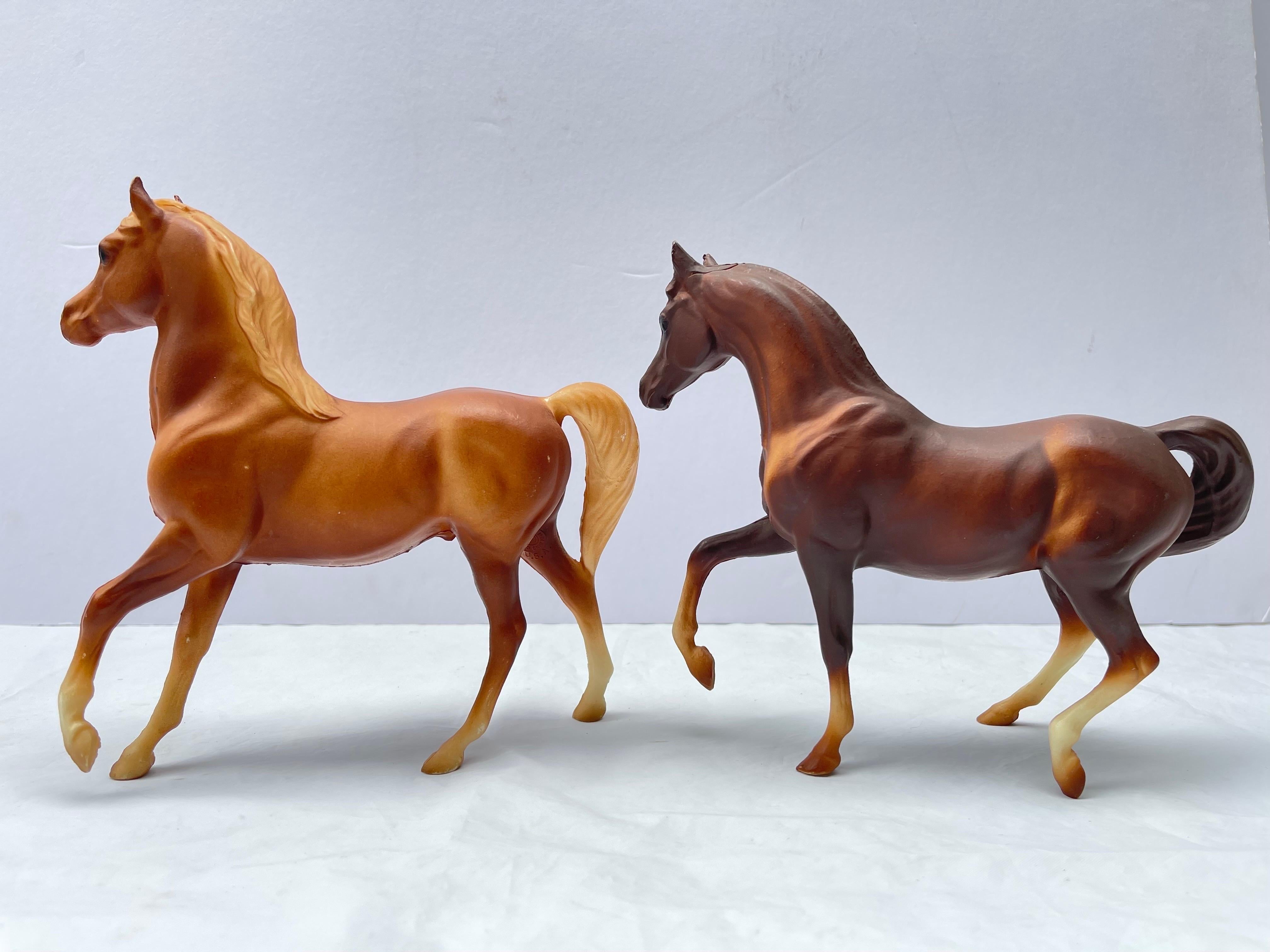 Conjunto de siete caballos Breyer vintage de tamaño mediano (Caja 2) en venta 2