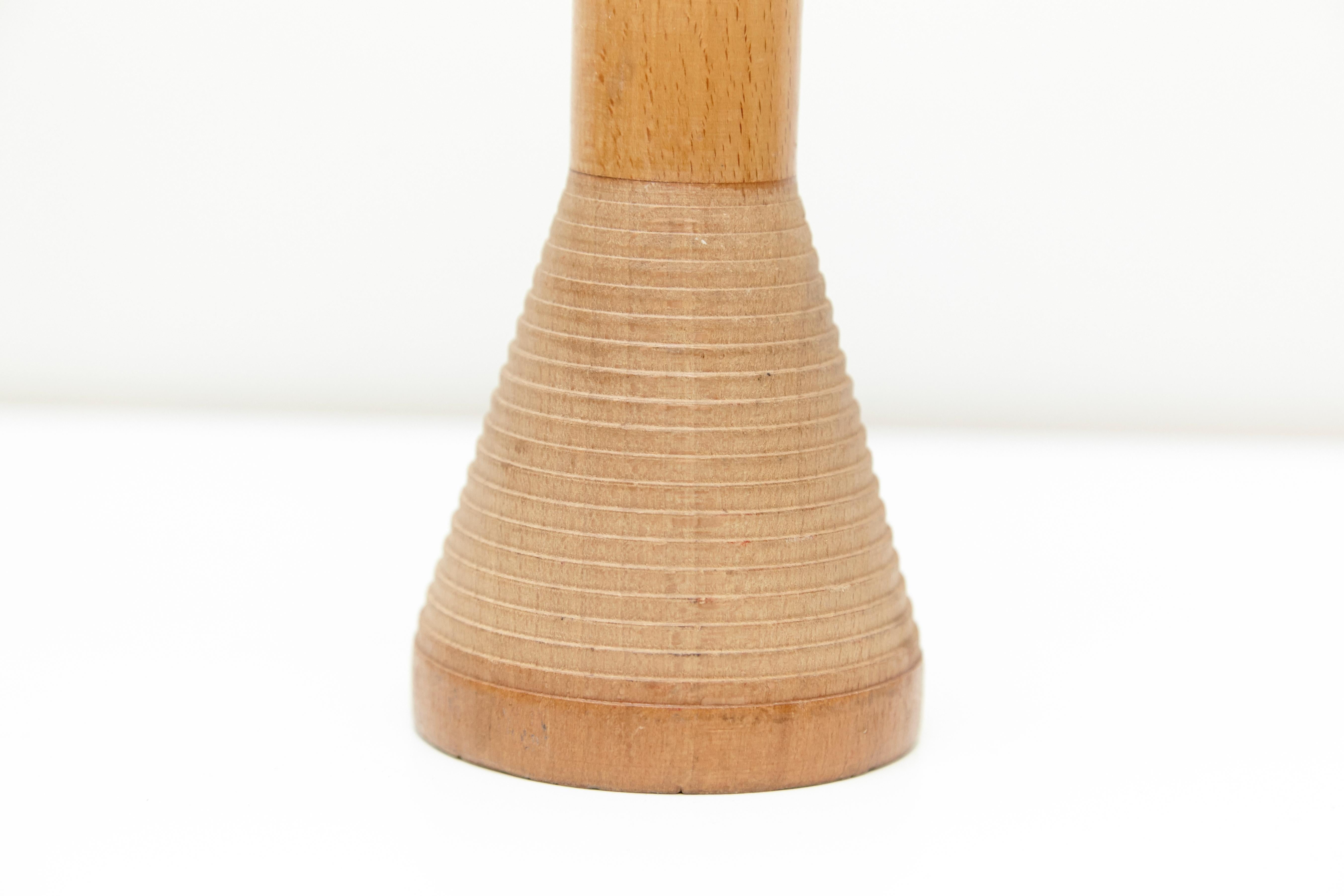 Metà XX secolo Set di sette sculture in legno, 1950 circa in vendita