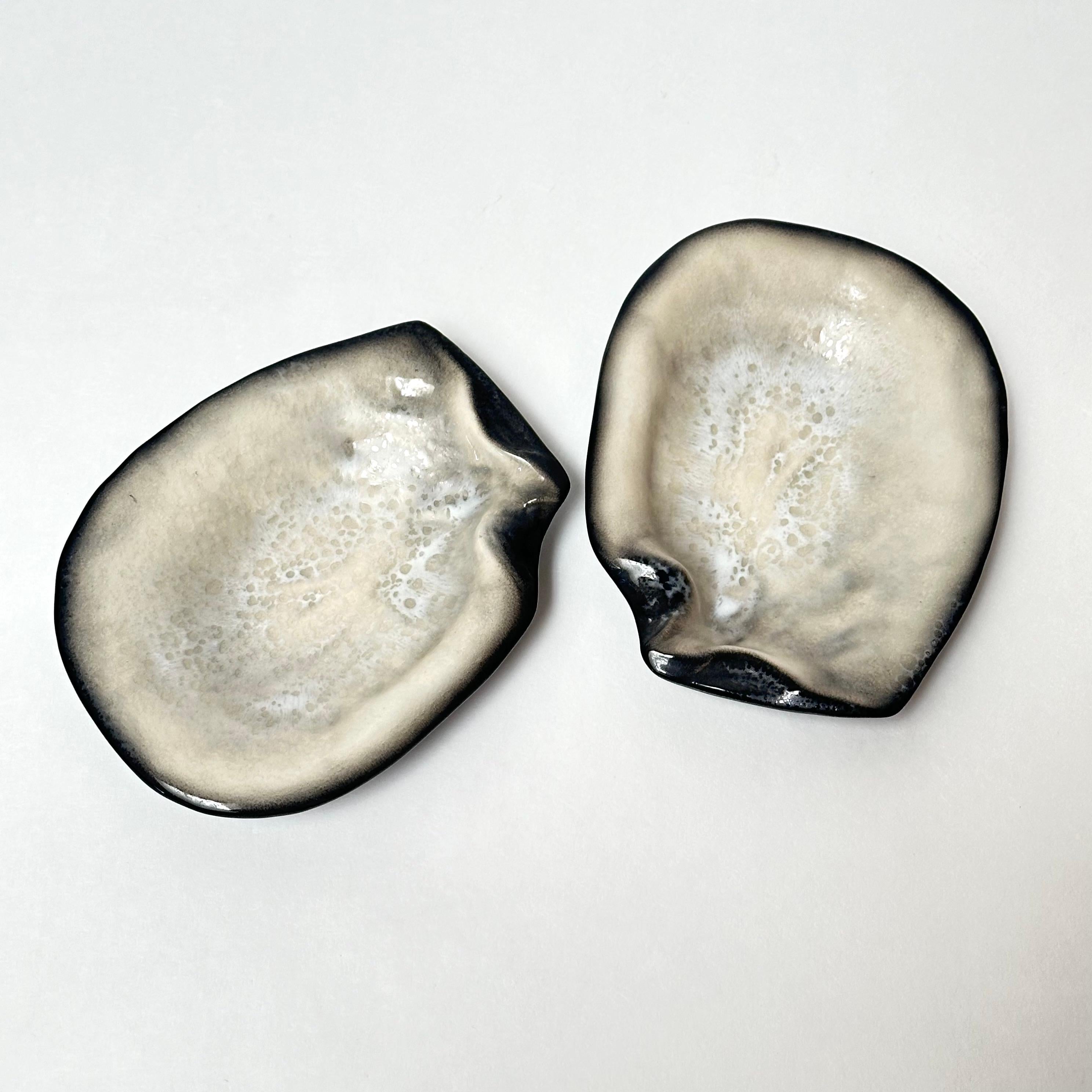 Mid-20th Century Set of Shell-Shaped Dishes, Pol Chambost,  France 1952 For Sale