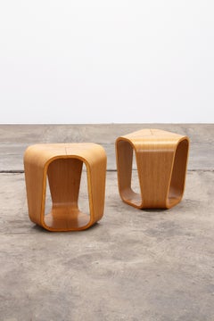 Ensemble de tables d'appoint par Enrico Cesana par Busnelli, 1990, Italie.
