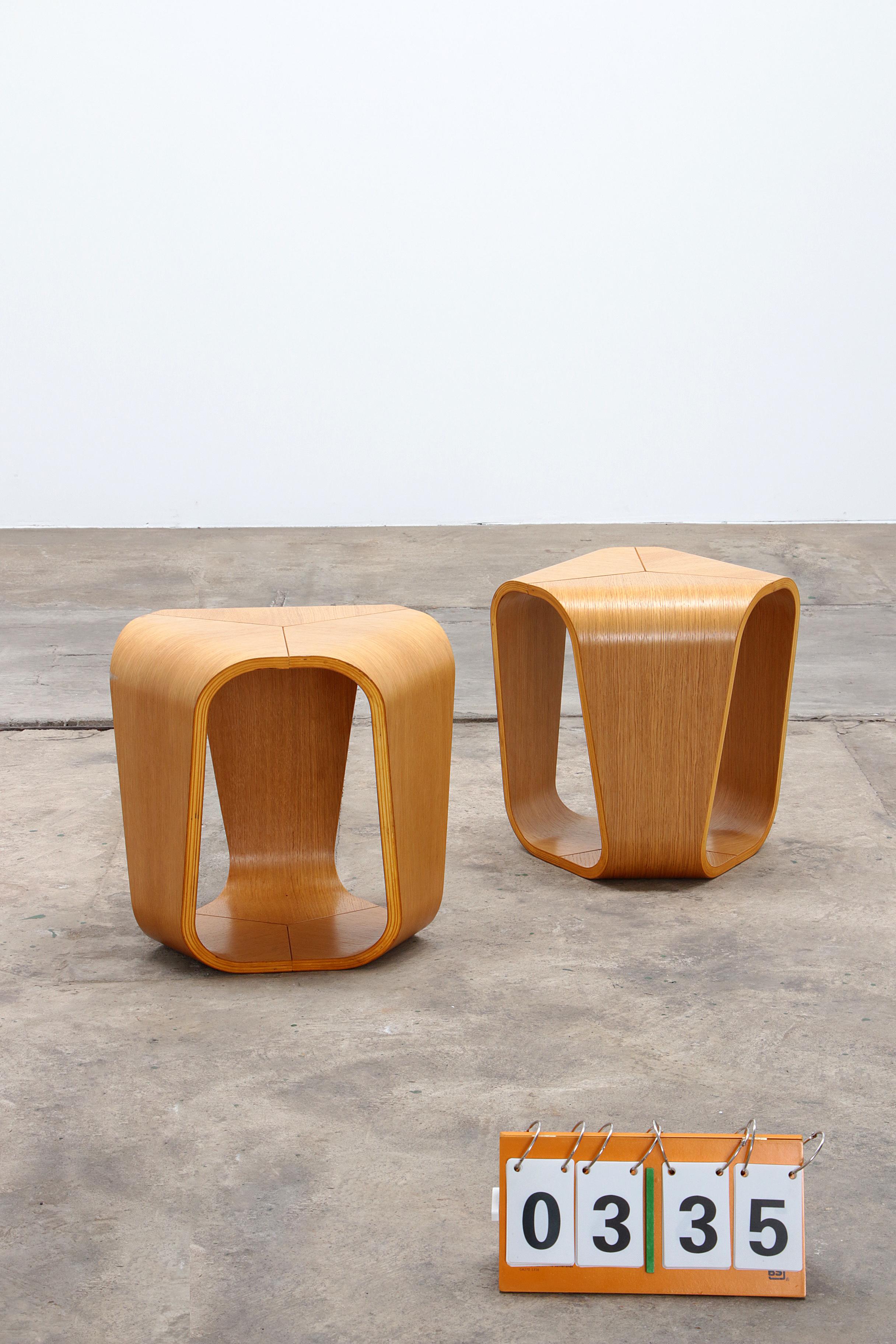 Set of Infinity Tables by Enrico Cesana for Busnelli, Italy, in the 1990s.
Beautiful oak plywood. The design of this table recalls the taste of the 70s and the echoes of the design space era. Perfect for any living room or bedroom as a practical and