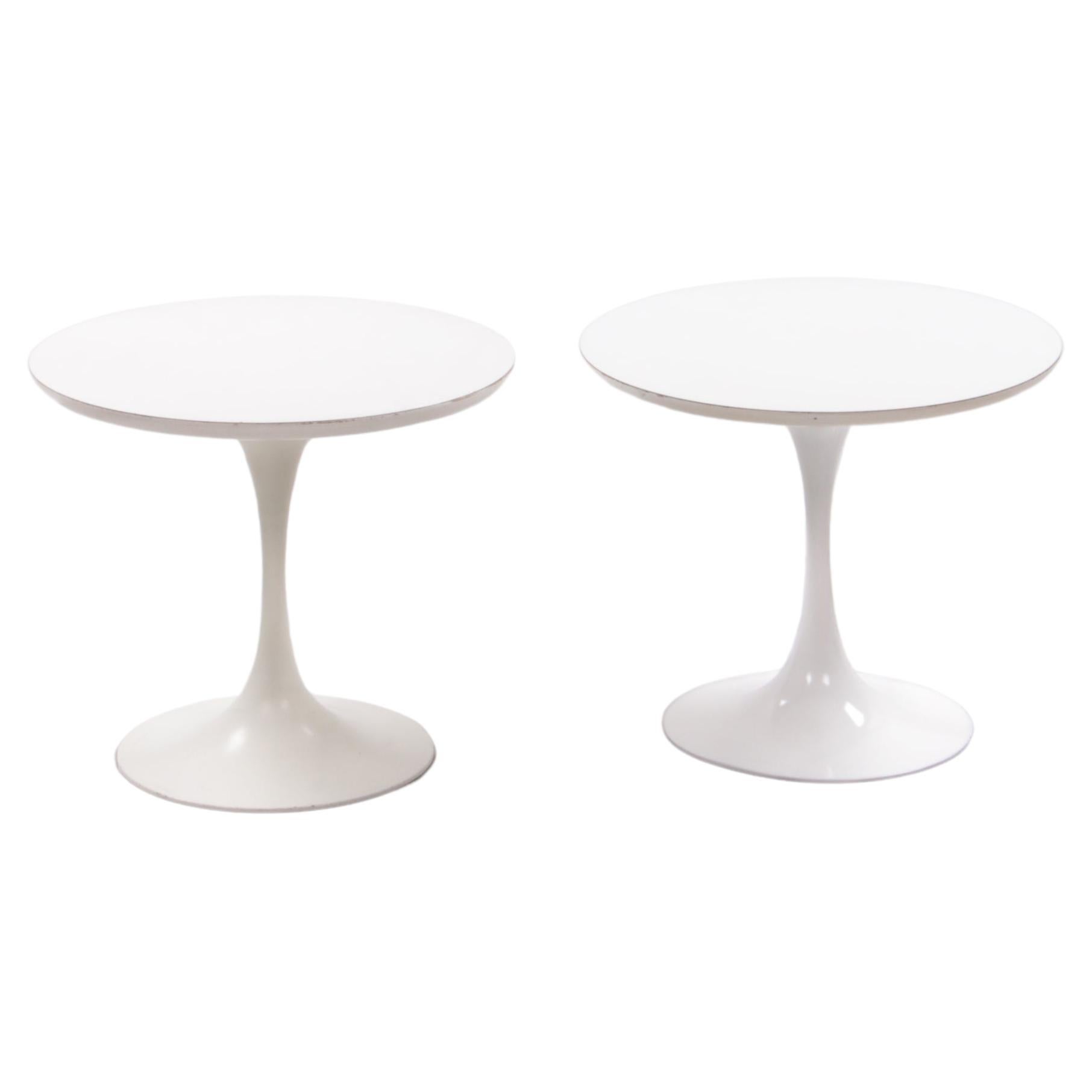 Set of side tables Model "Tulip", design Eero Saarinen made by Arkana, 1960