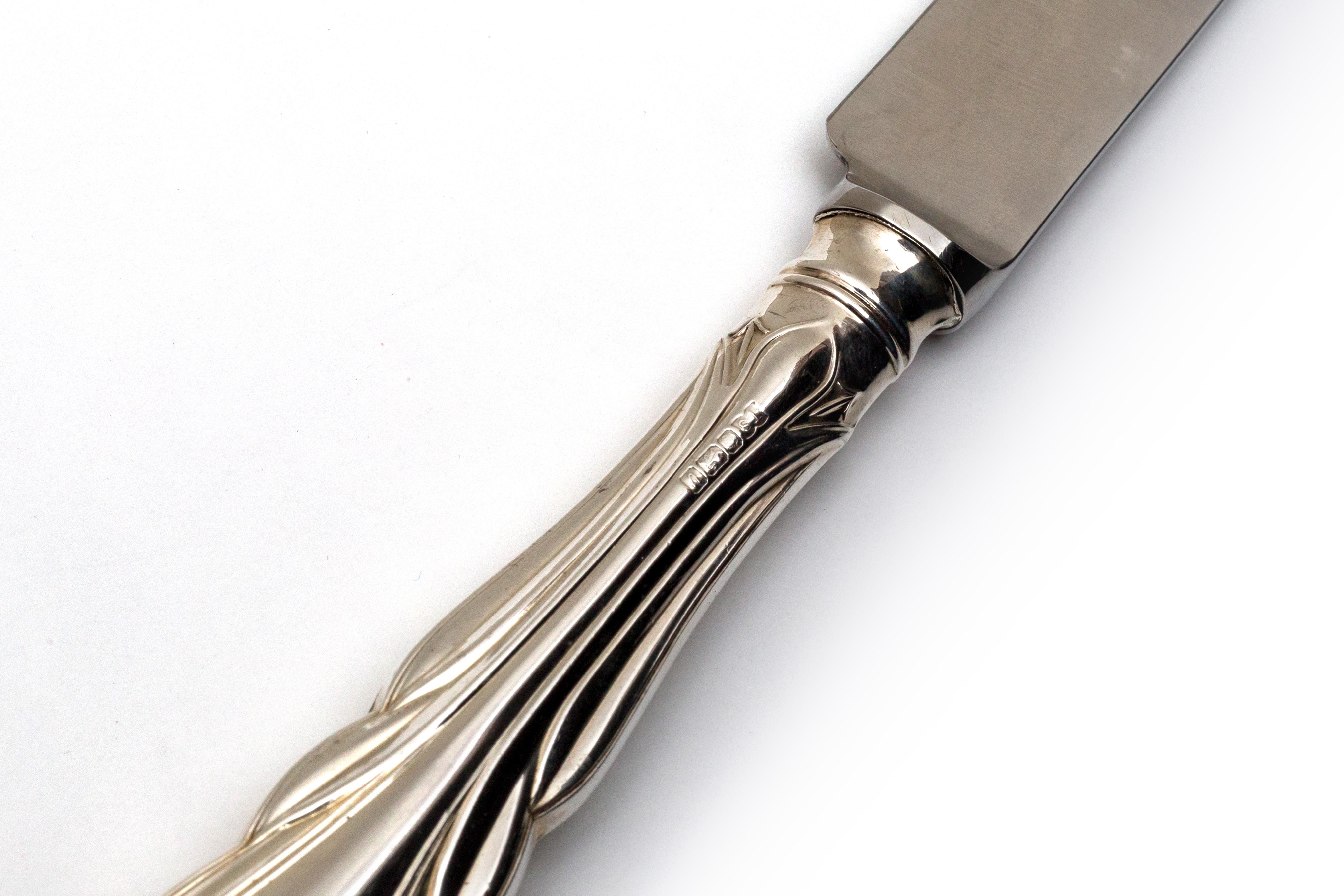 Set of Silver Cutlery 8