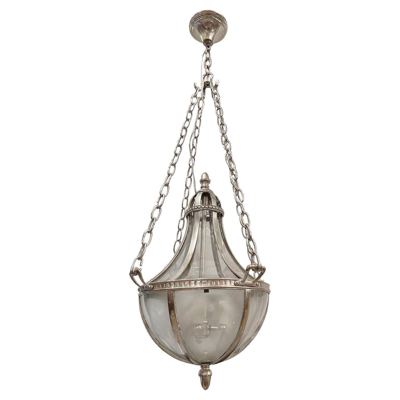 Großer Satz versilberter Windlichter