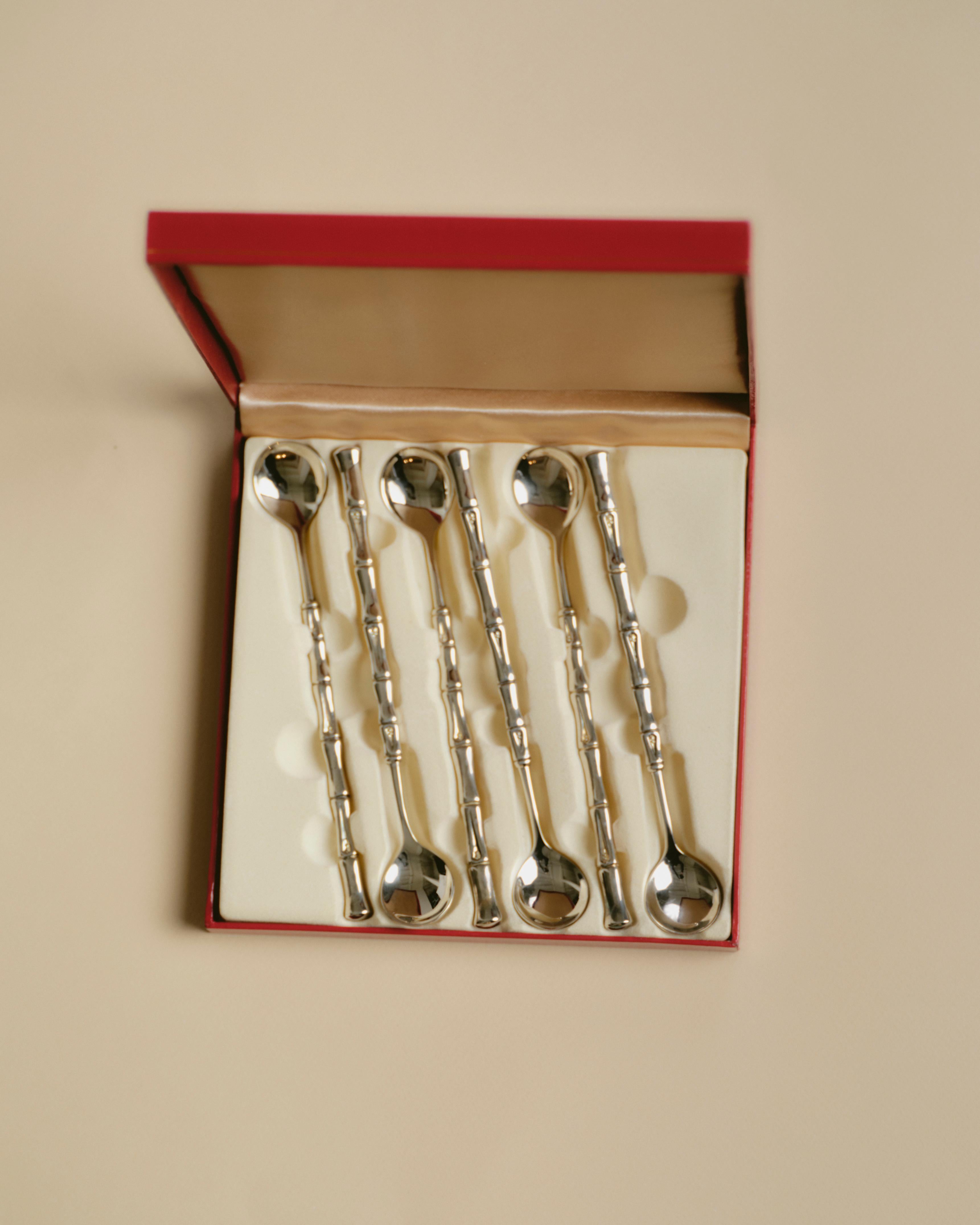 Satz versilberte Teelöffel, 1970er Jahre im Zustand „Gut“ im Angebot in PARIS, FR