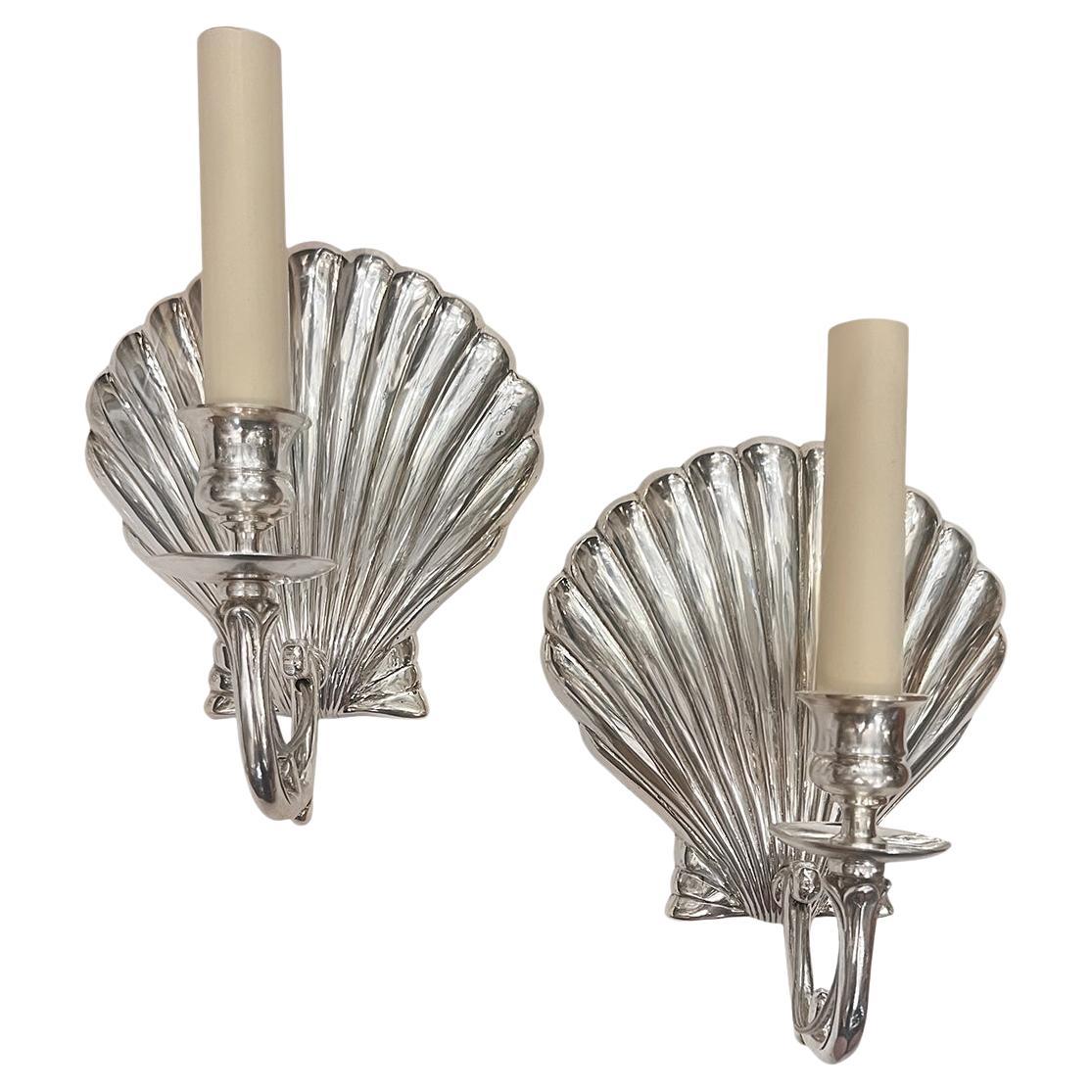 Ensemble d'appliques en coquillage argenté, vendu par paire