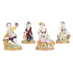 Ensemble de figurines en porcelaine de Sitzendorf représentant les Four Seasons