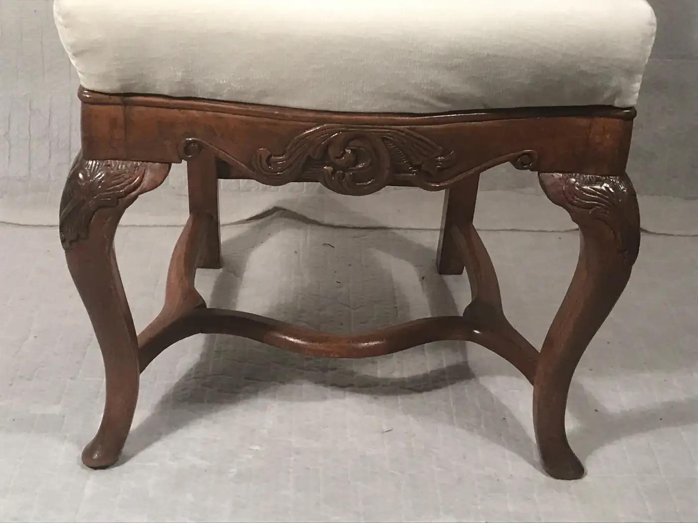 Sculpté à la main Ensemble de six chaises baroques du XVIIIe siècle, Allemagne 1750 en vente