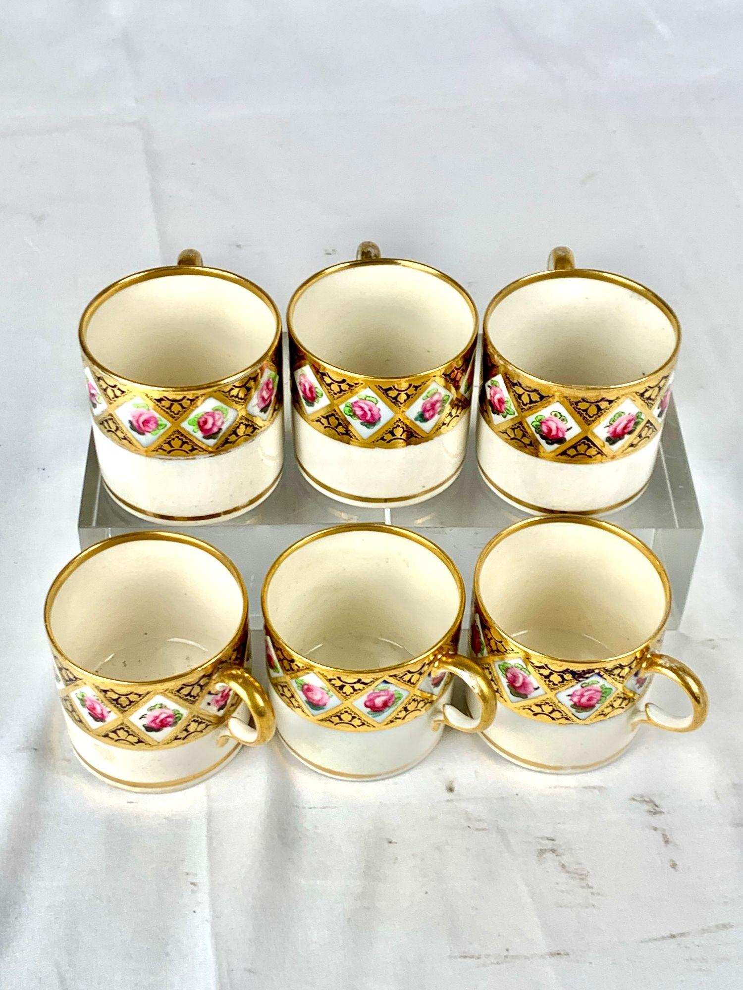 Set of Six 18th Century English Espresso Cups with Roses & Gilt Decoration In Excellent Condition For Sale In Katonah, NY