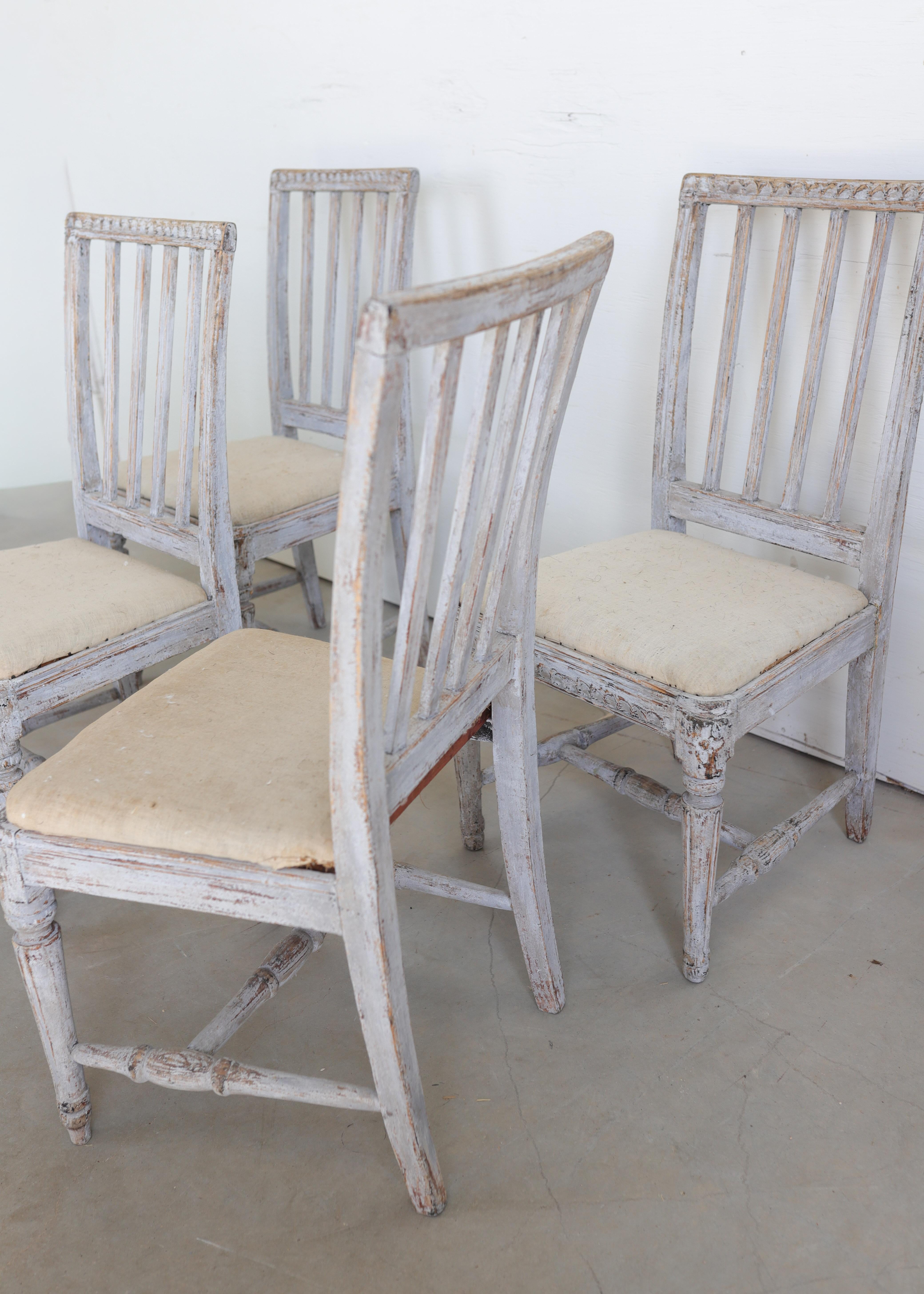 Set di sei sedie gustaviane svedesi del 18° secolo in vendita 2