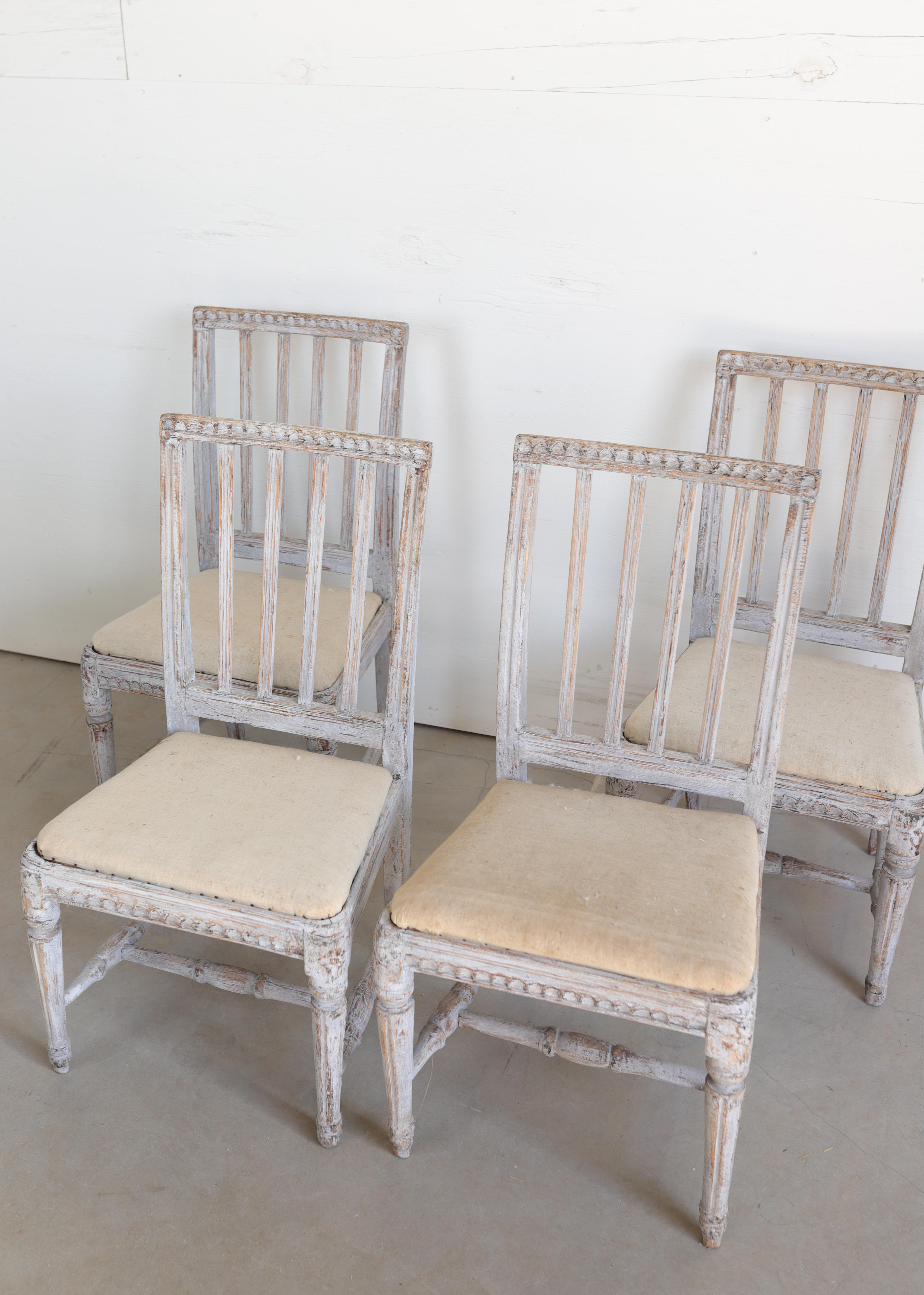 Gustaviano Set di sei sedie gustaviane svedesi del 18° secolo in vendita