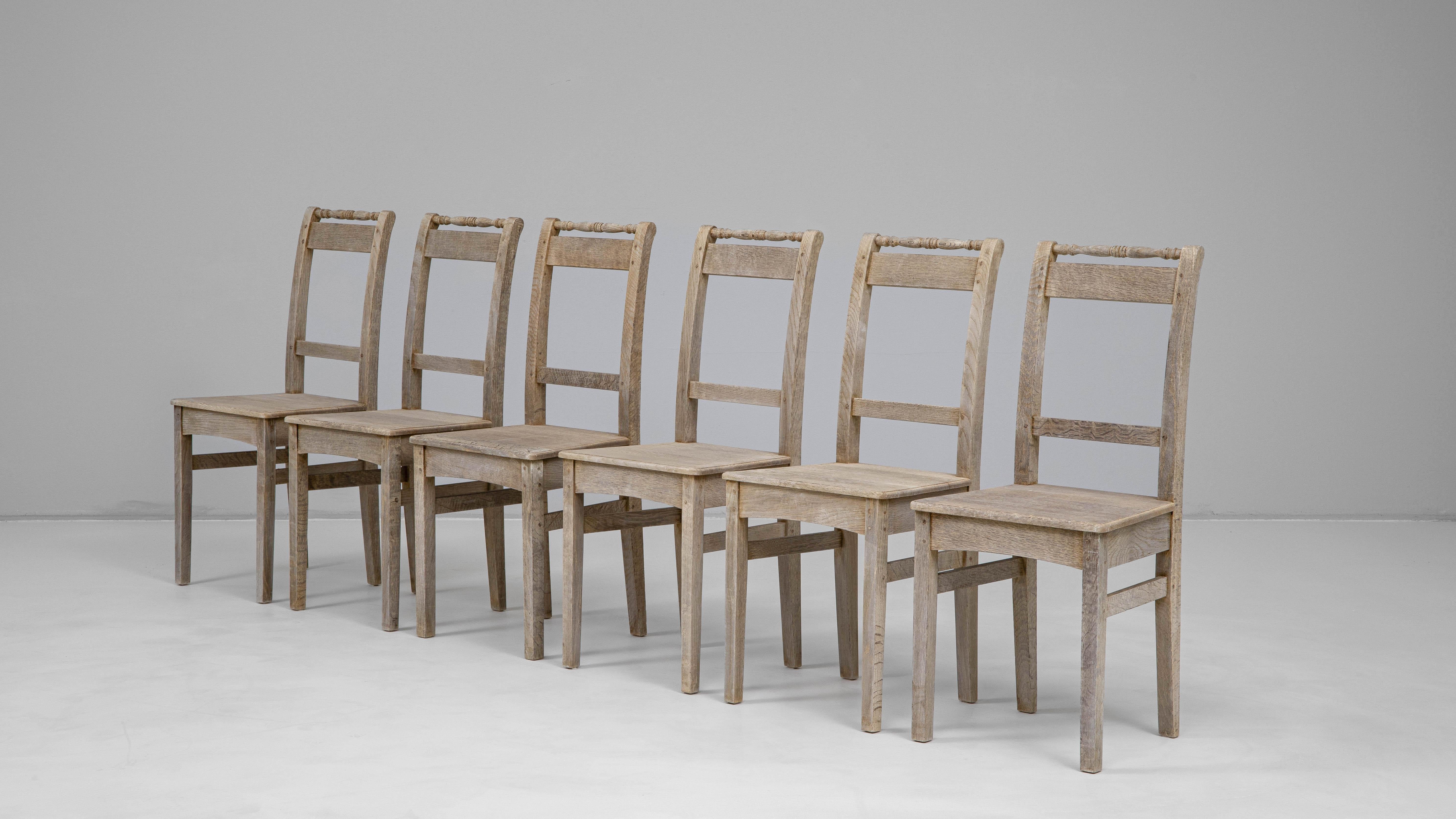 Set di sei sedie da pranzo francesi del 1900 in Oak in vendita 10