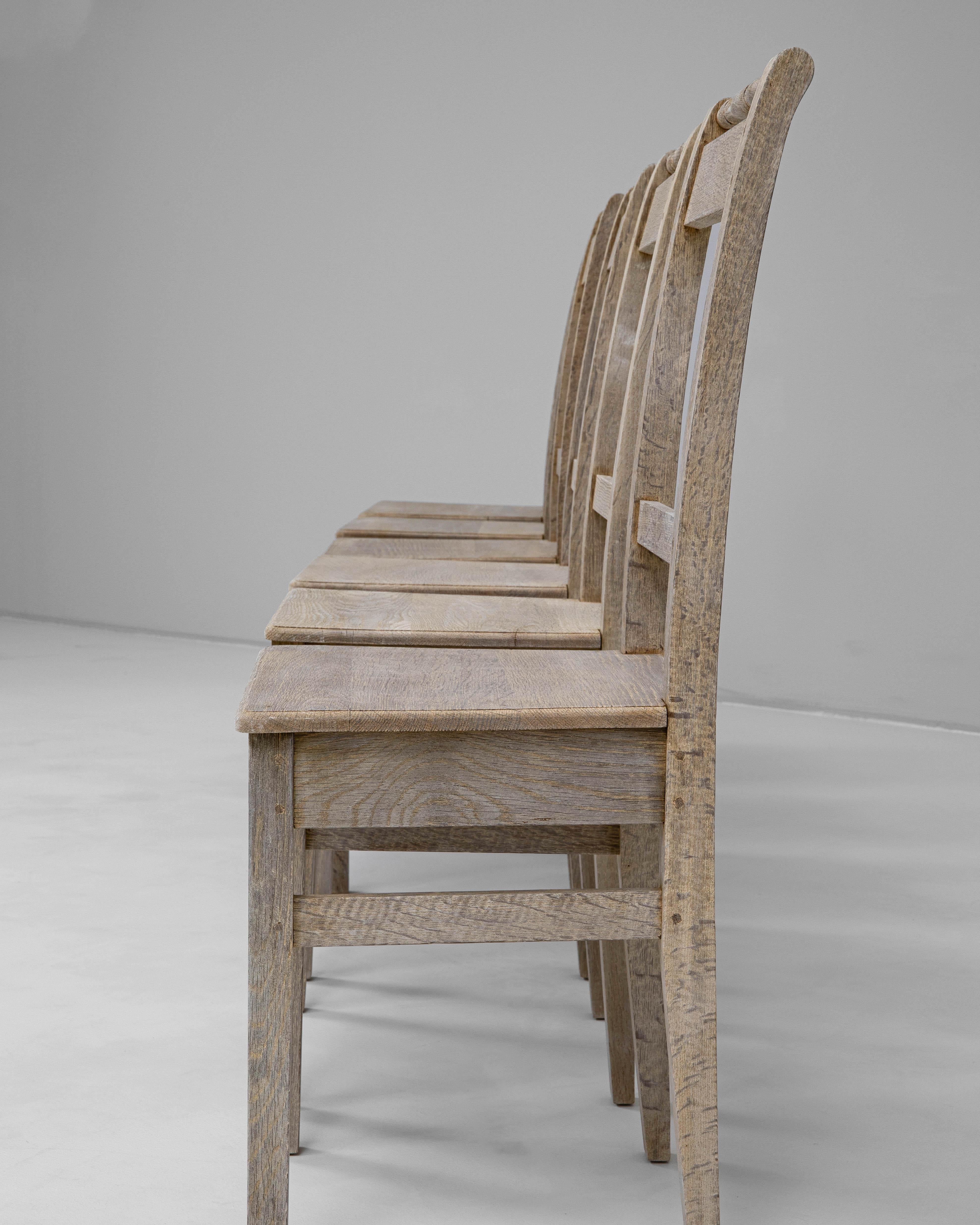 Set di sei sedie da pranzo francesi del 1900 in Oak in vendita 11