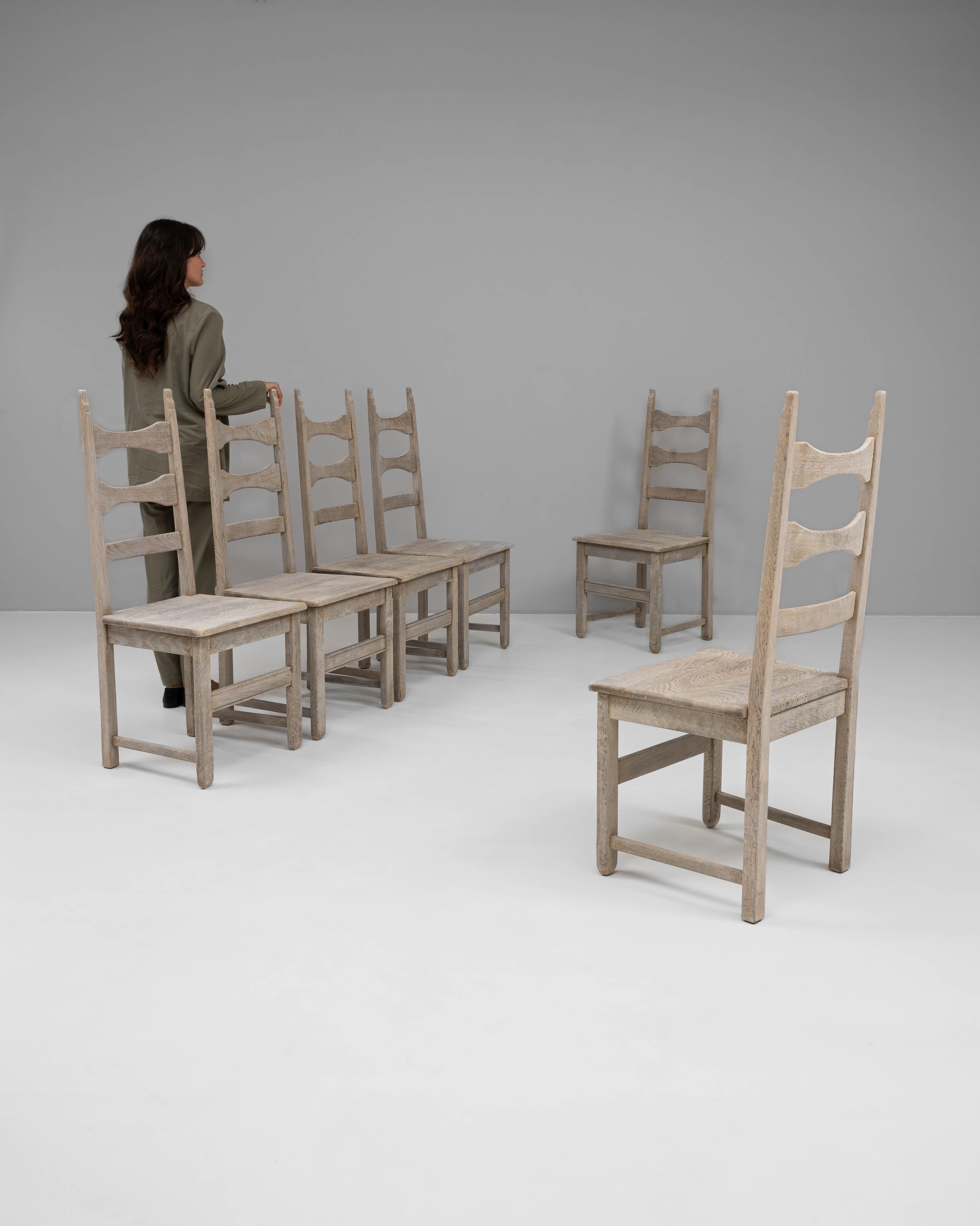 XX secolo Set di sei sedie da pranzo francesi del 1900 in Oak in vendita