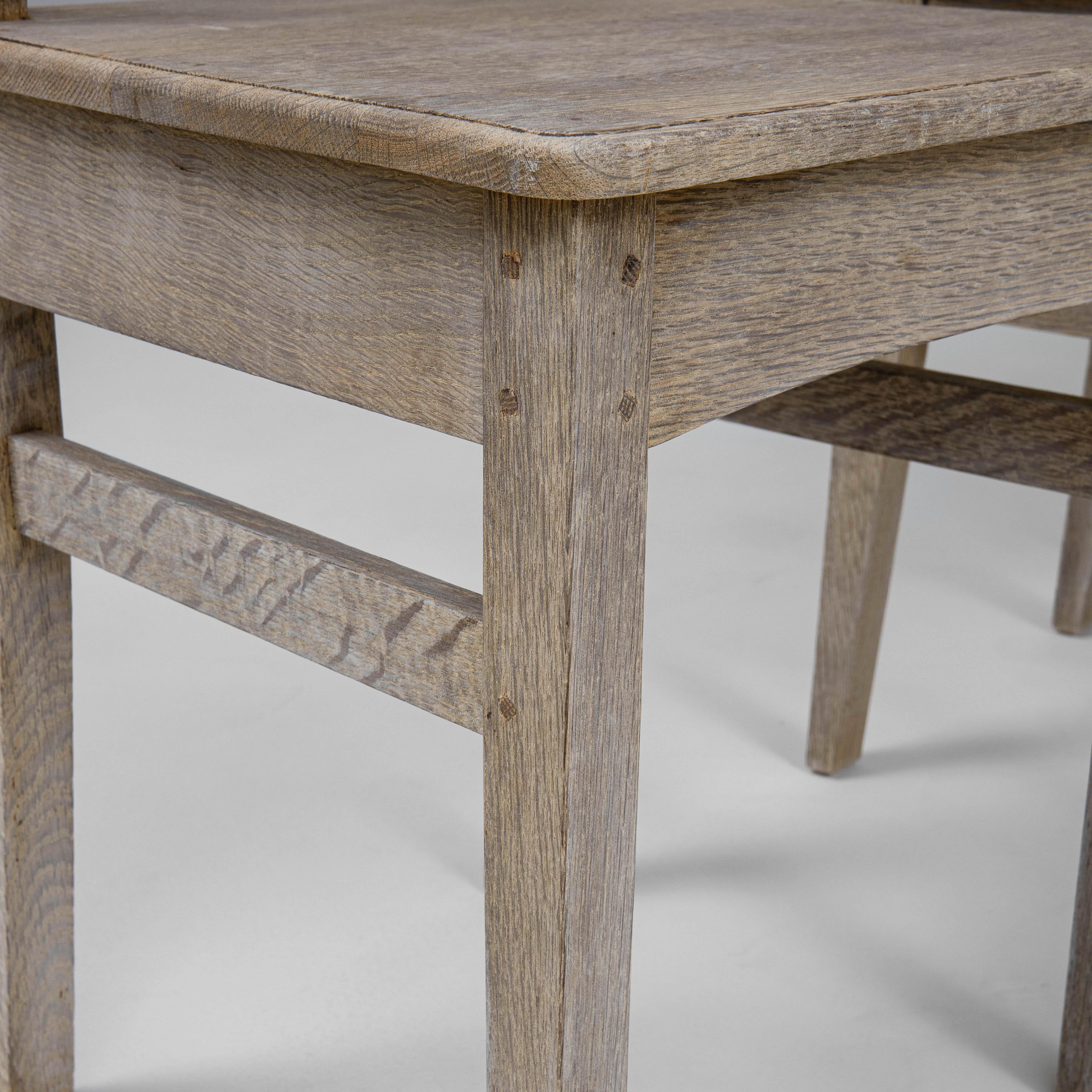 Set di sei sedie da pranzo francesi del 1900 in Oak in vendita 3