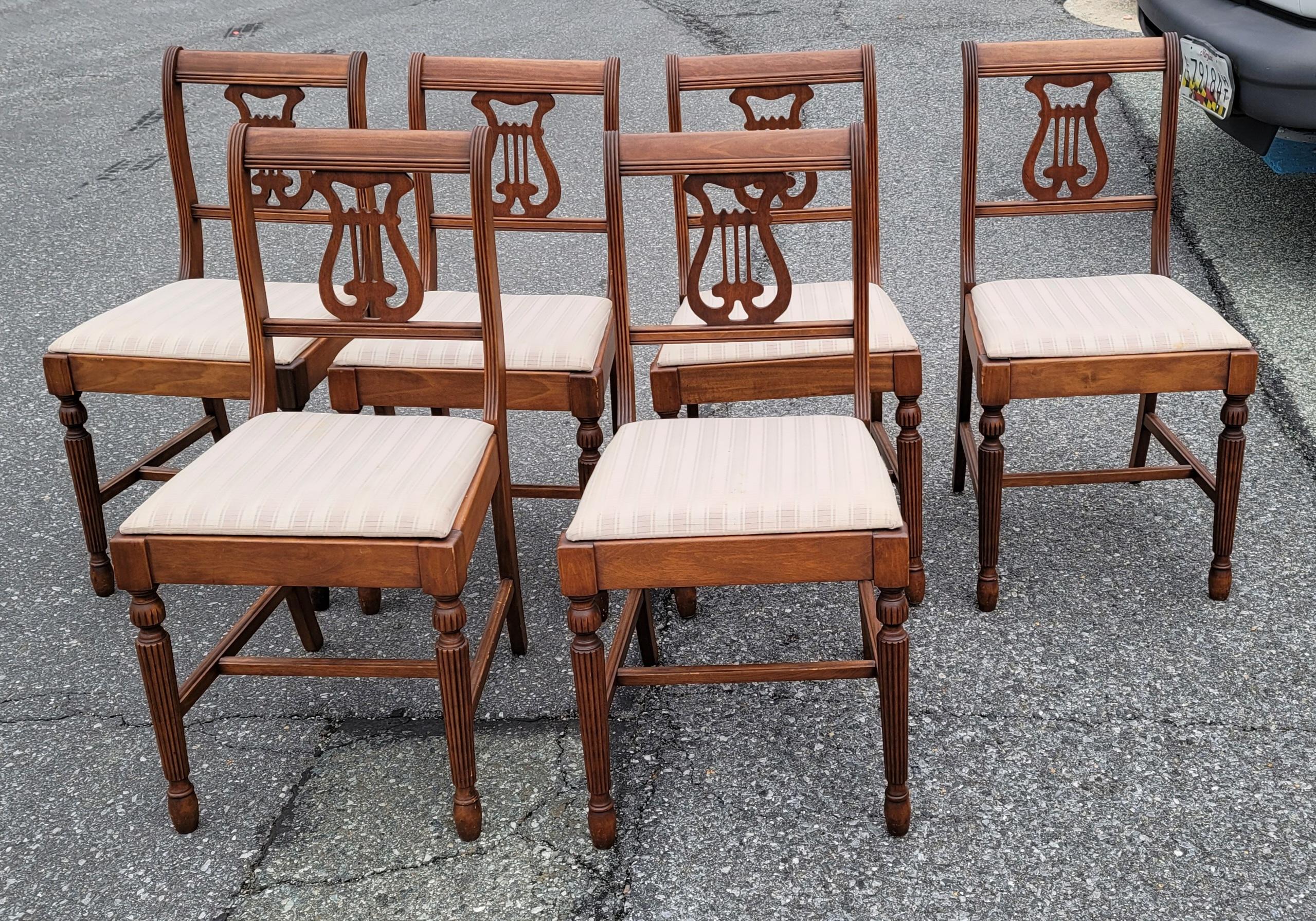 Set of Six 1930s Refinished Lyre-Back Mahogany and Upholstered Dining Chairs For Sale 6