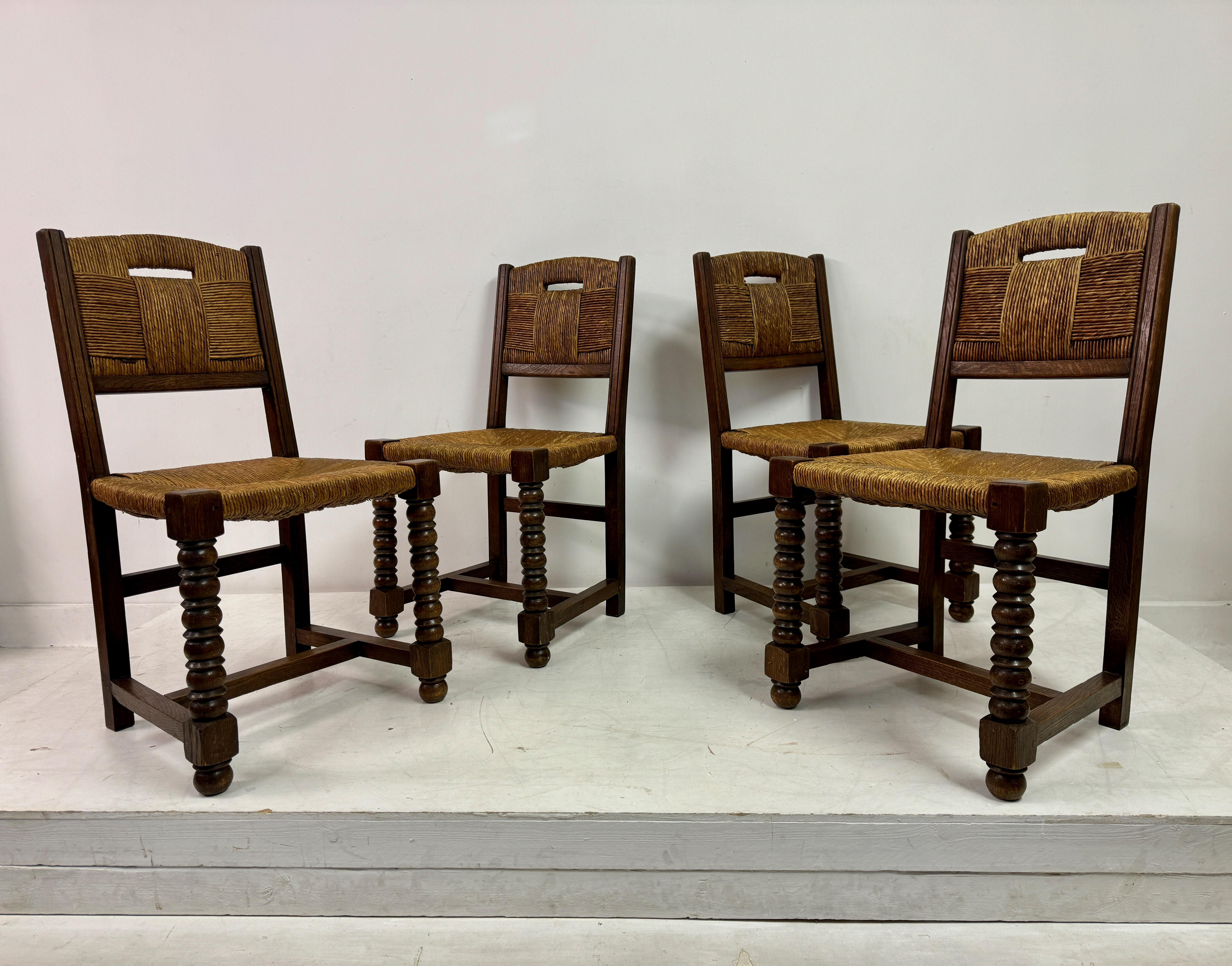 Set Of Six 1940s French Oak And Rush Dining Chairs For Sale 7