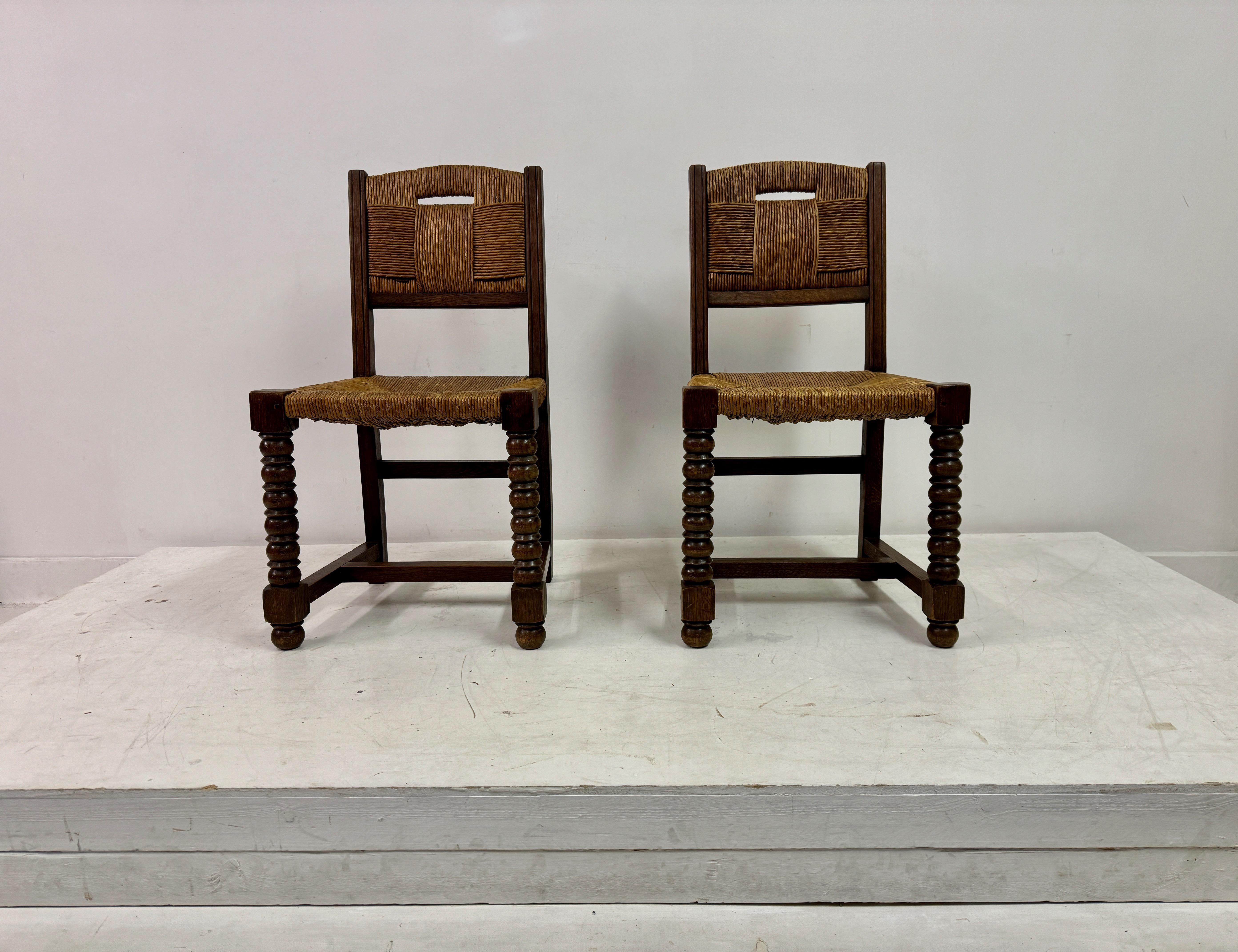 Set Of Six 1940s French Oak And Rush Dining Chairs For Sale 8