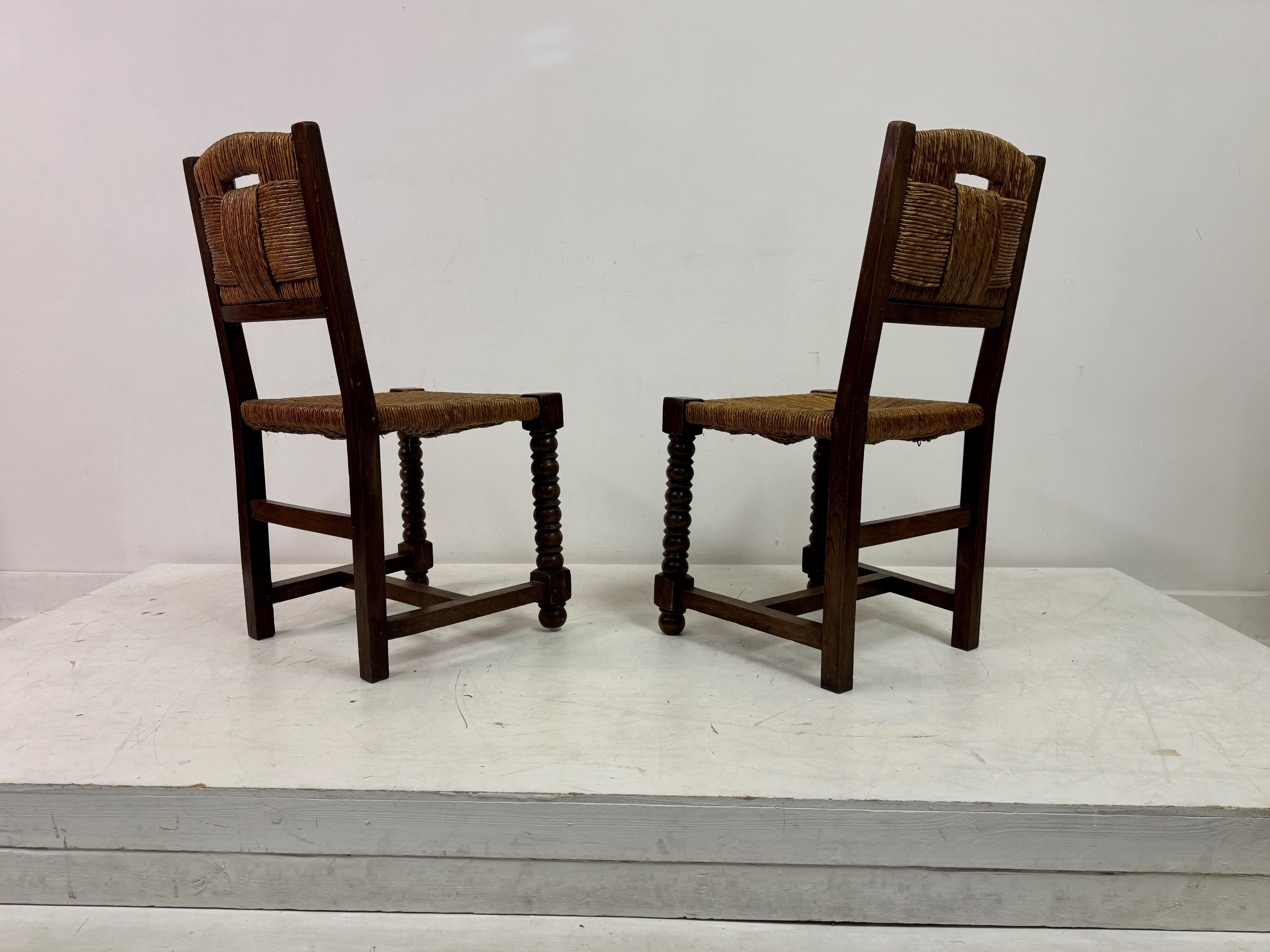Set Of Six 1940s French Oak And Rush Dining Chairs For Sale 11