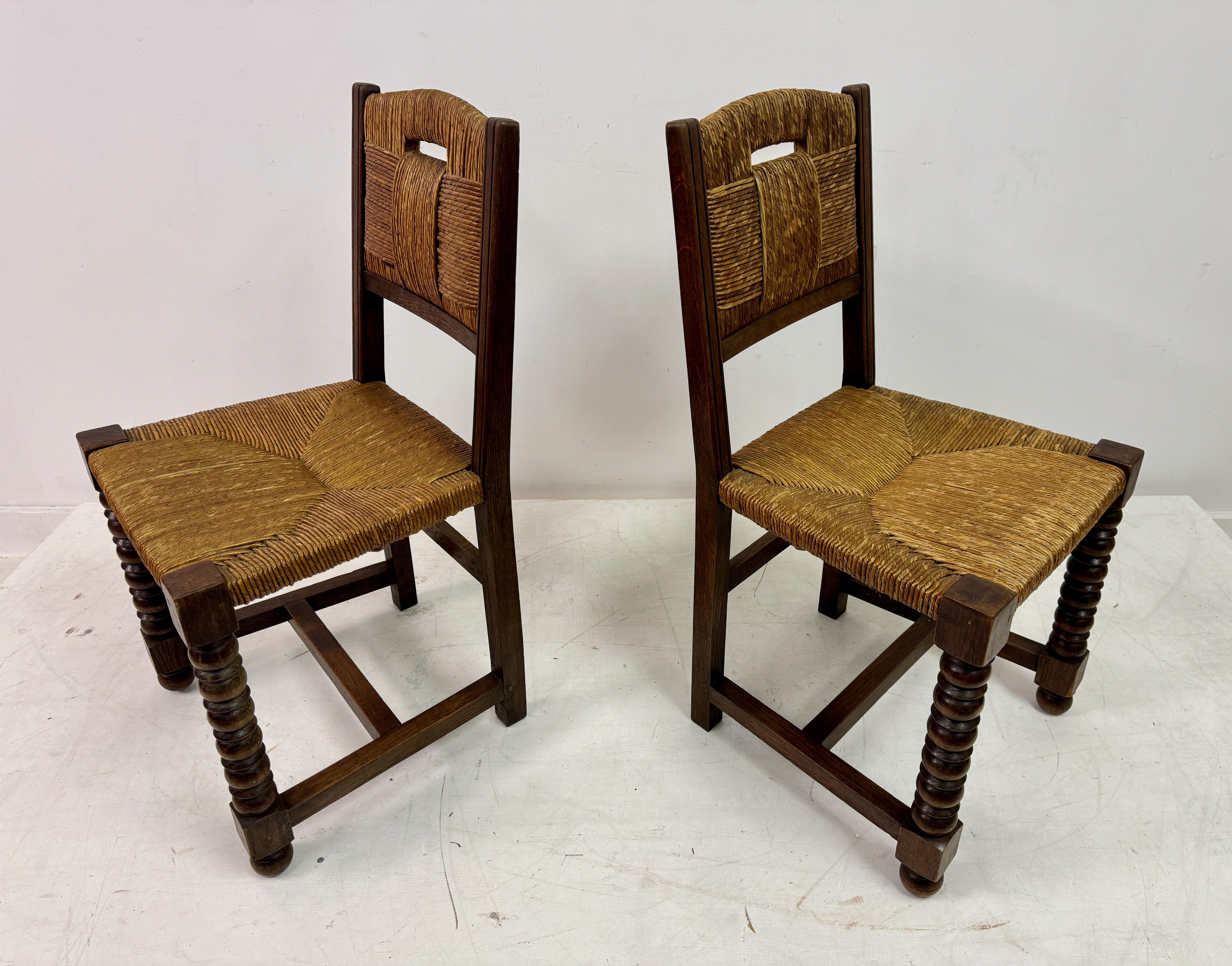 Set Of Six 1940s French Oak And Rush Dining Chairs For Sale 13