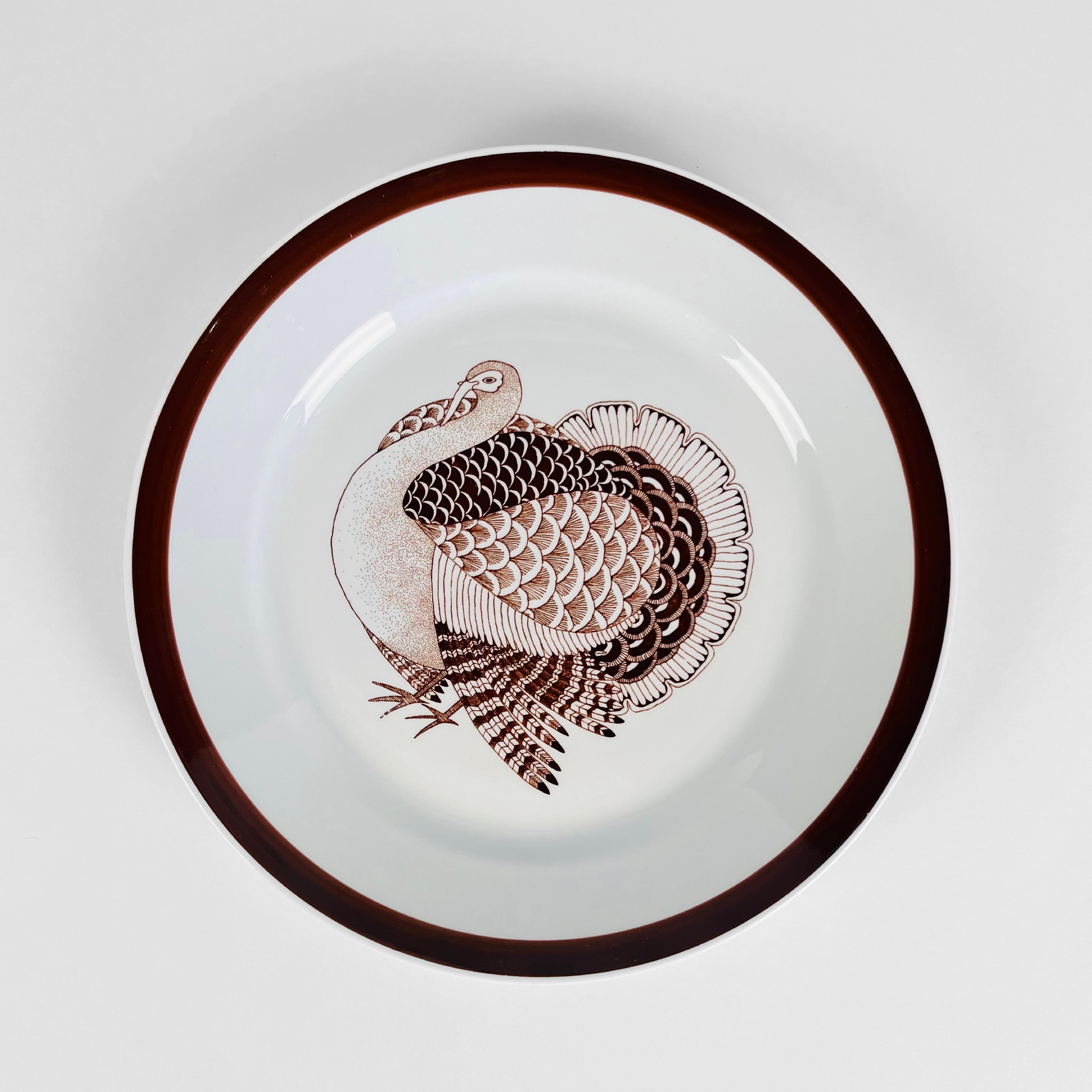 Set of Six 1960 Thanksgiving Turkey Dinner Plates. Made by Arabia, Finland. For Sale 1