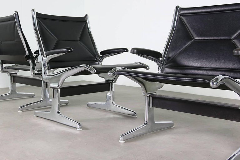 Set of Six 1960s Charles Eames Airport Chairs for Herman Miller Black