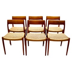 Ensemble de six chaises de salle à manger Niels Moller modèle 77 en teck et cordon, années 1960
