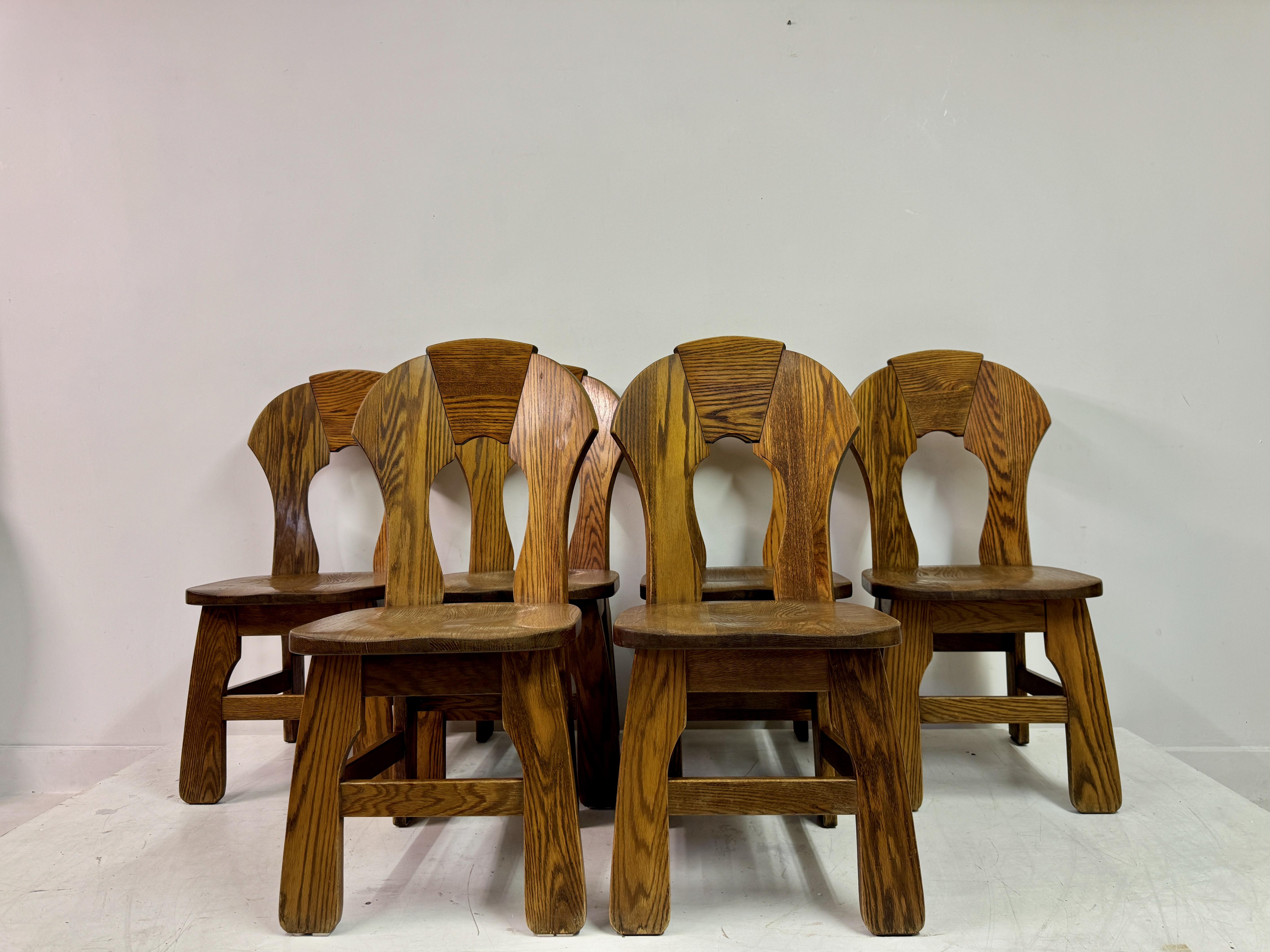 Brutalismo Set di sei sedie da pranzo brutaliste in Oak degli anni '70
