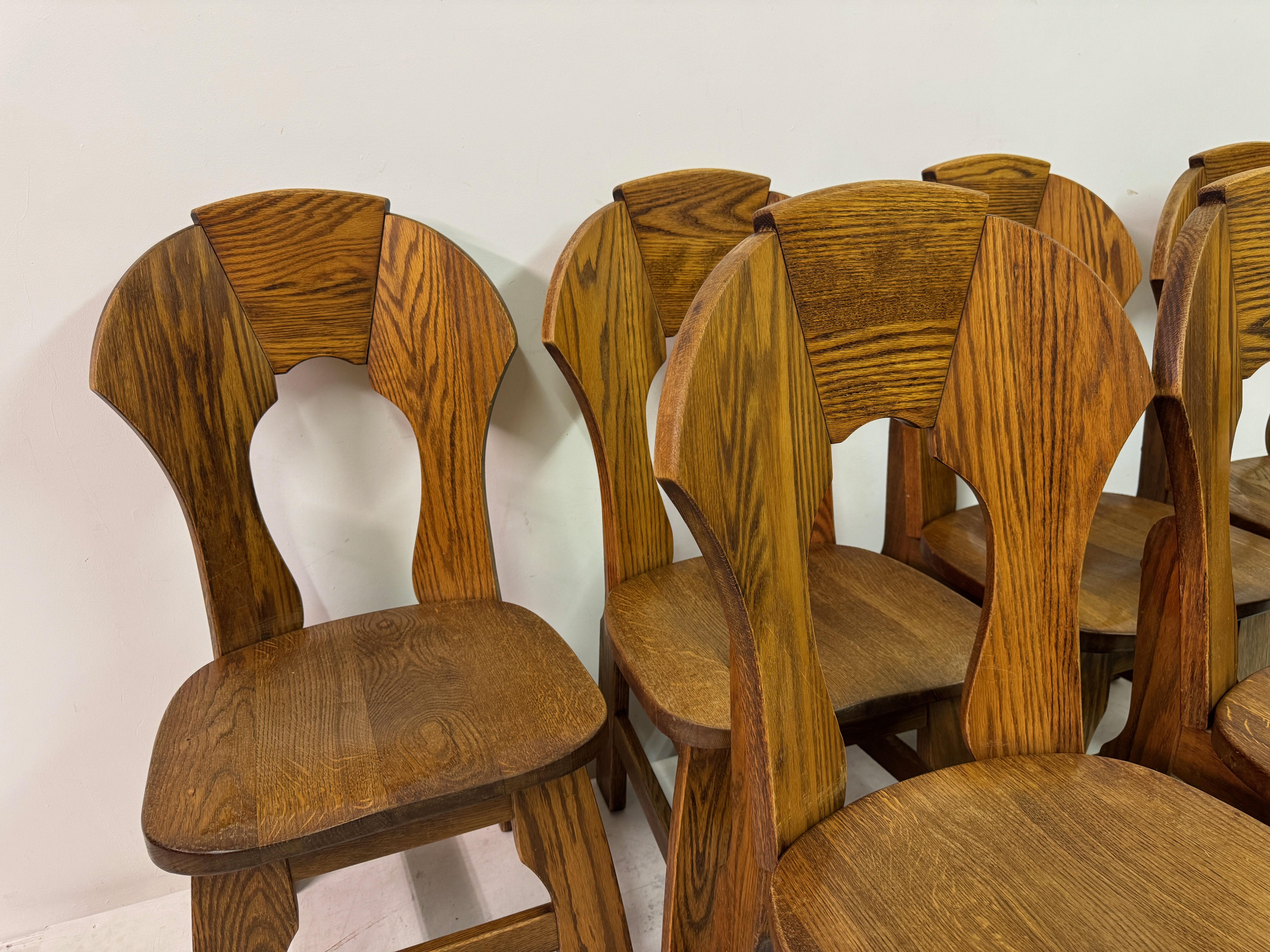 XX secolo Set di sei sedie da pranzo brutaliste in Oak degli anni '70