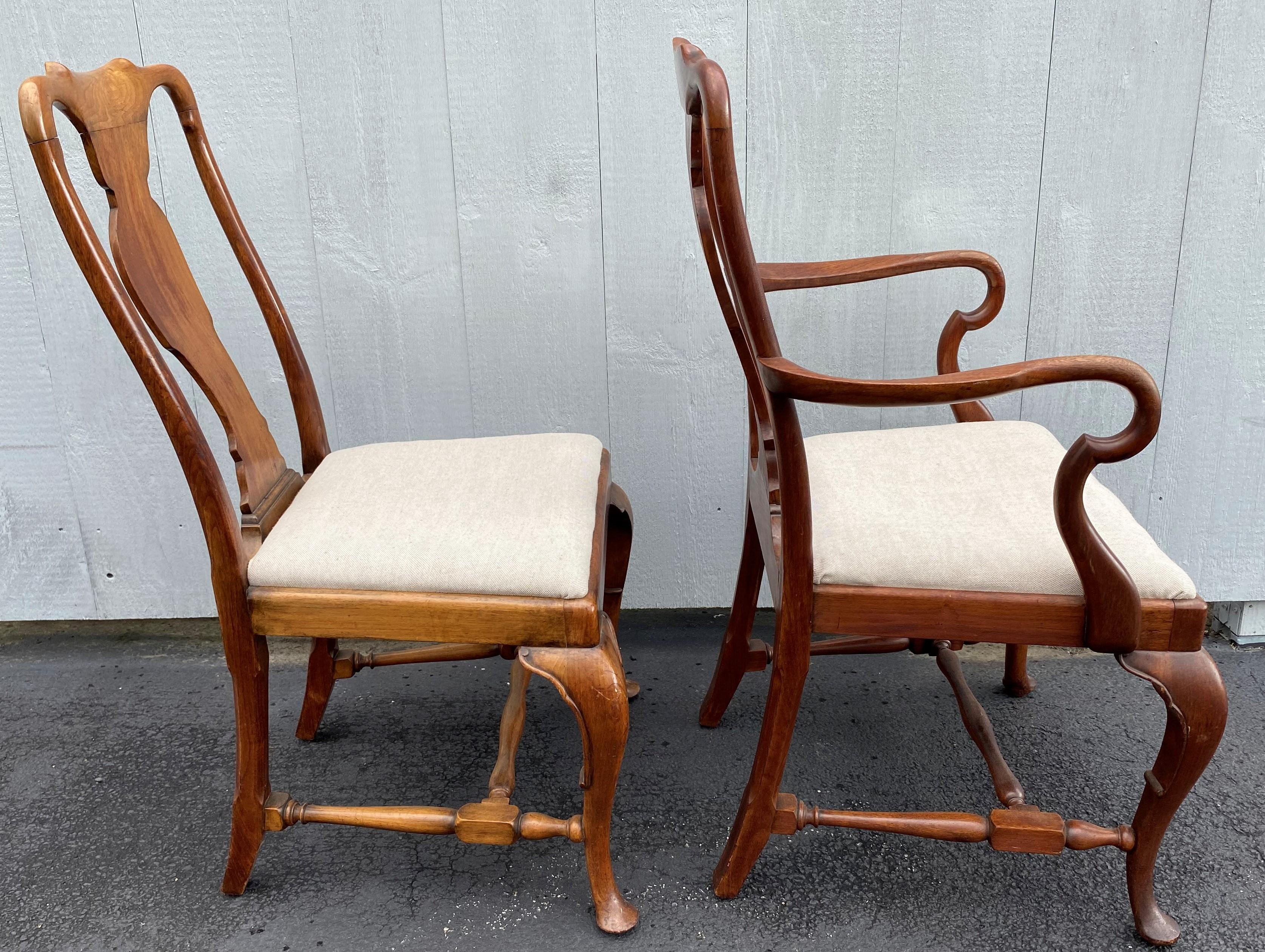 English Set of Six 19th-20th Century Queen Anne Style Mahogany Dining Chairs