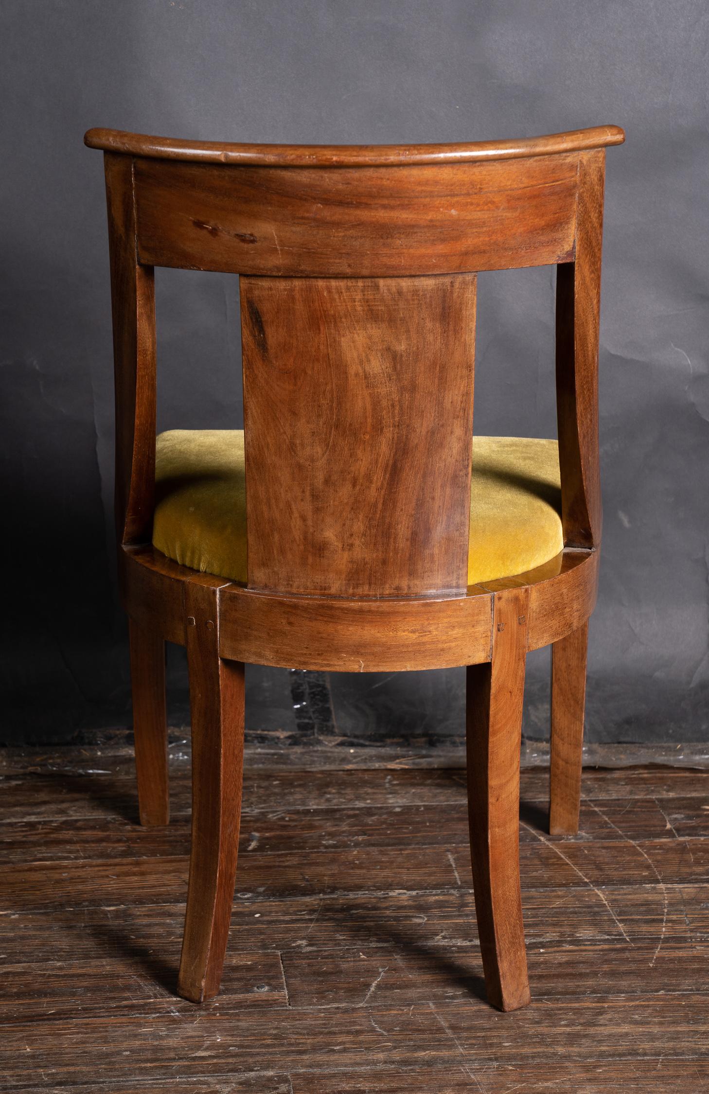 Acajou Ensemble de six chaises d'appoint Empire du XIXe siècle en vente