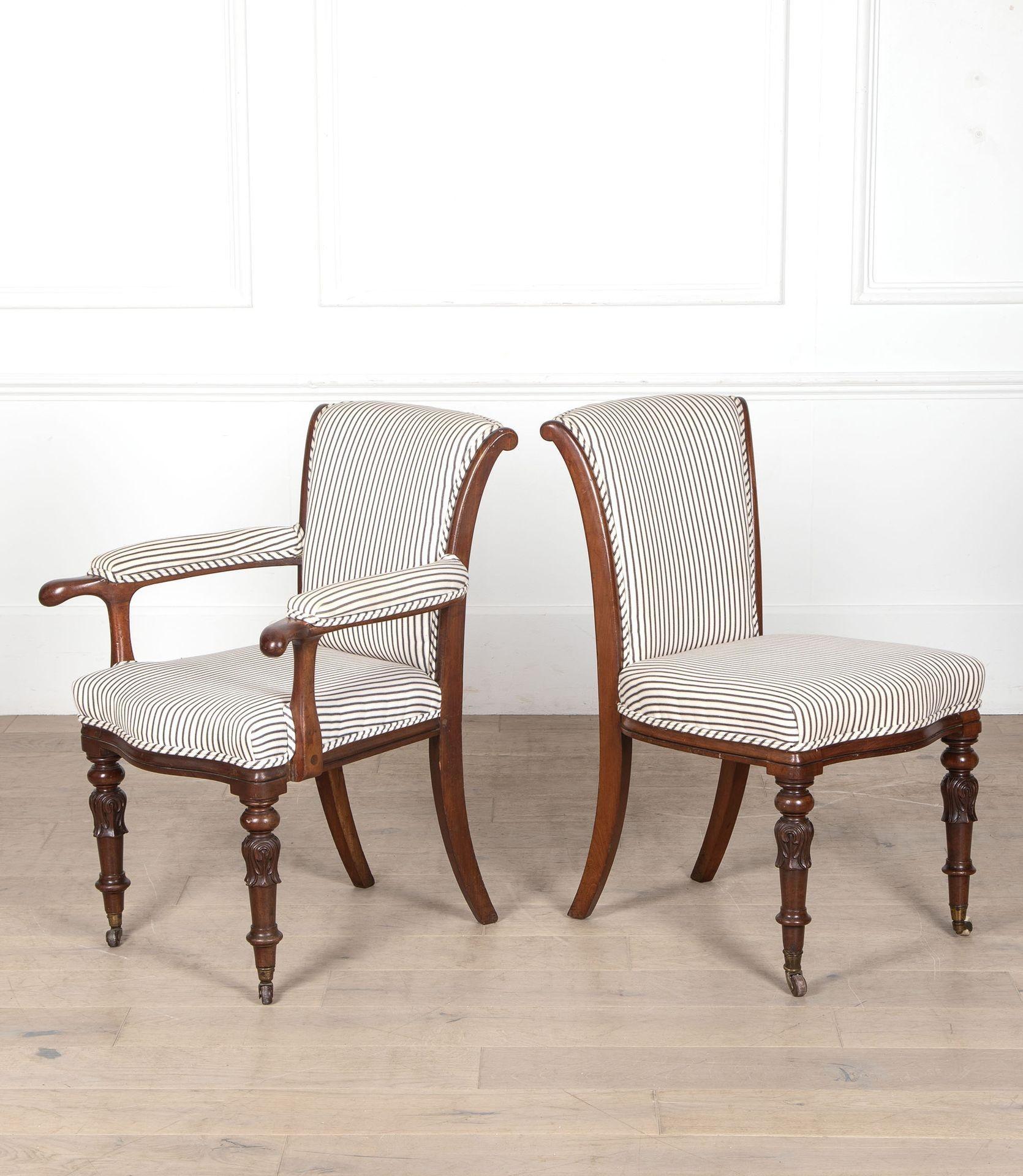 Set of Six 19th Century English Dining Chairs In Good Condition For Sale In Gloucestershire, GB