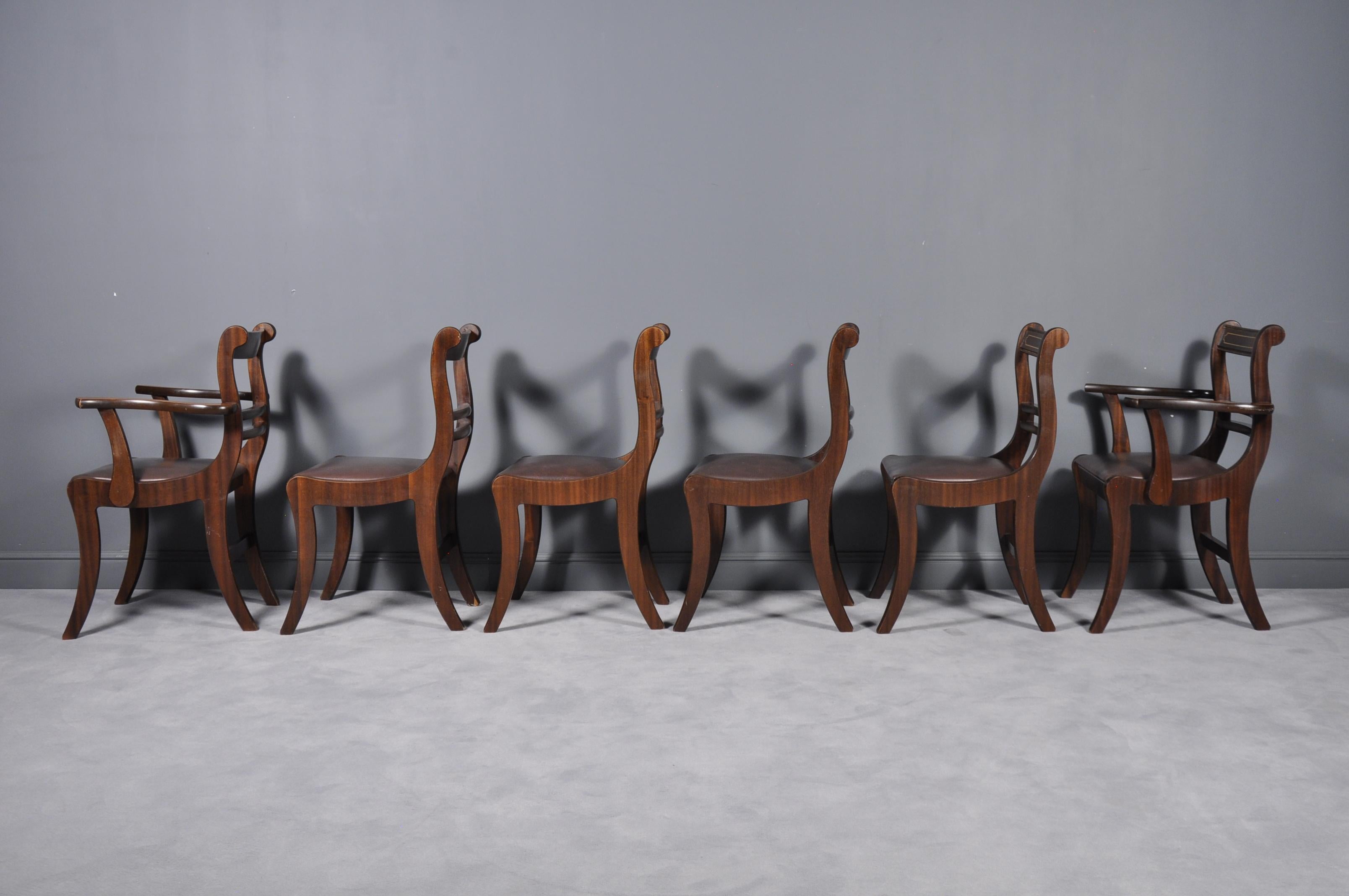 Set of Six 19th Century English Neoclassical Dining Chairs (Britisch) im Angebot