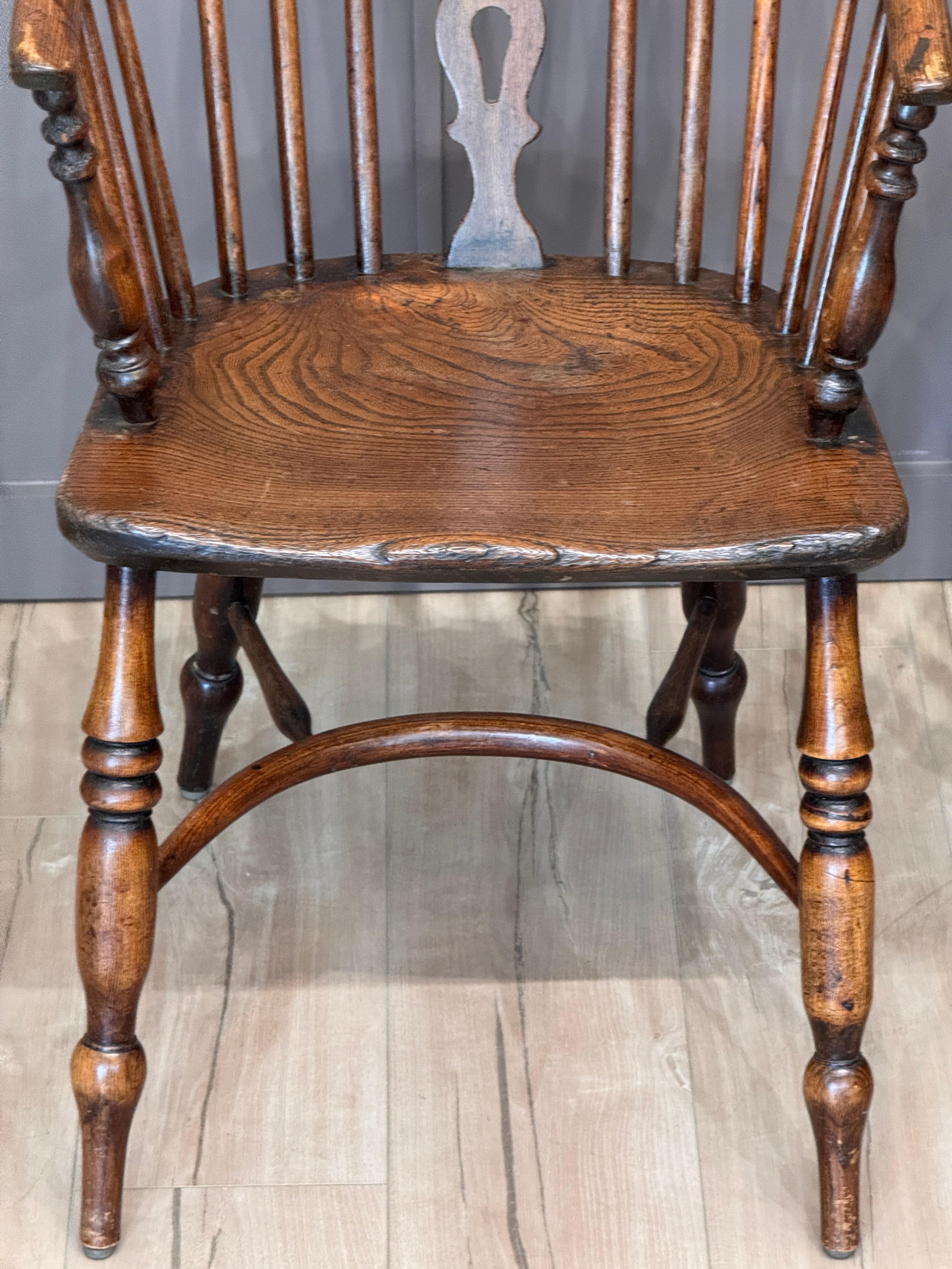 Conjunto de seis sillones Windsor ingleses del siglo XIX Madera en venta