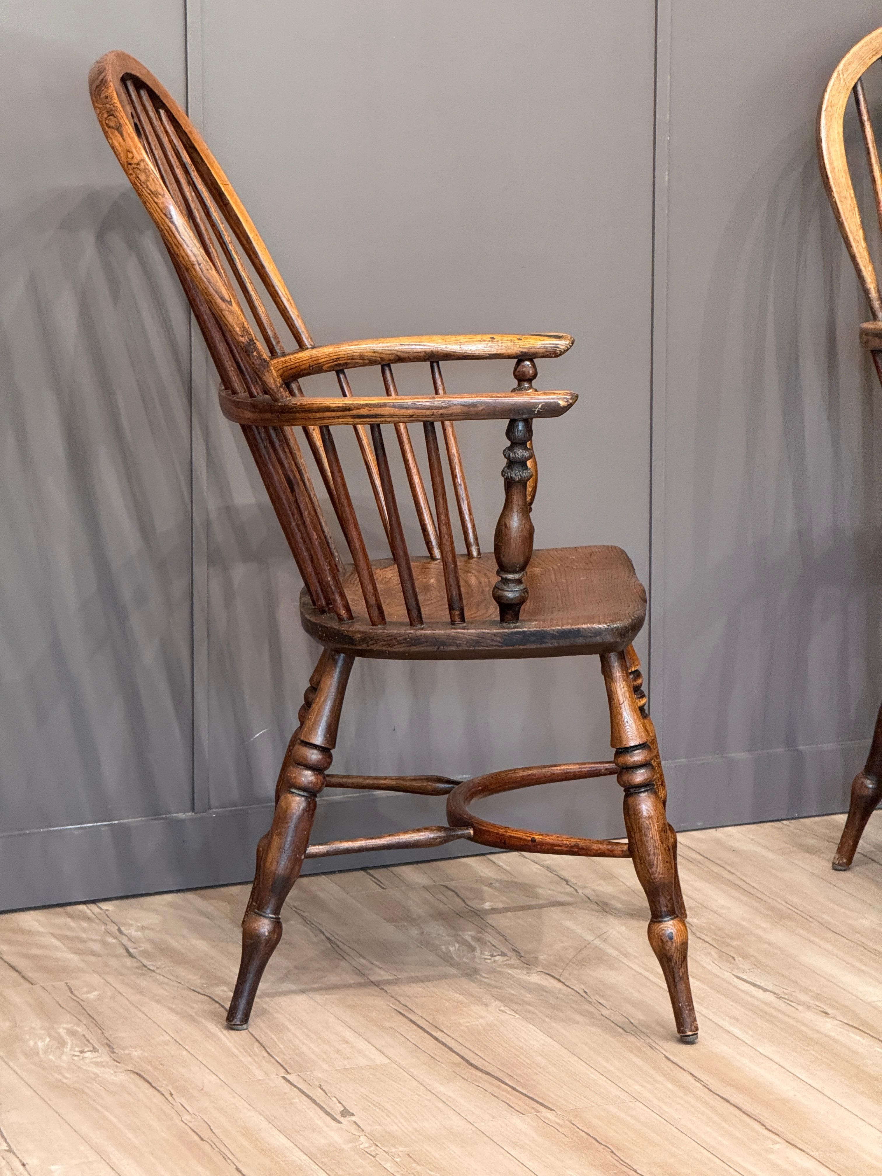 Conjunto de seis sillones Windsor ingleses del siglo XIX en venta 3
