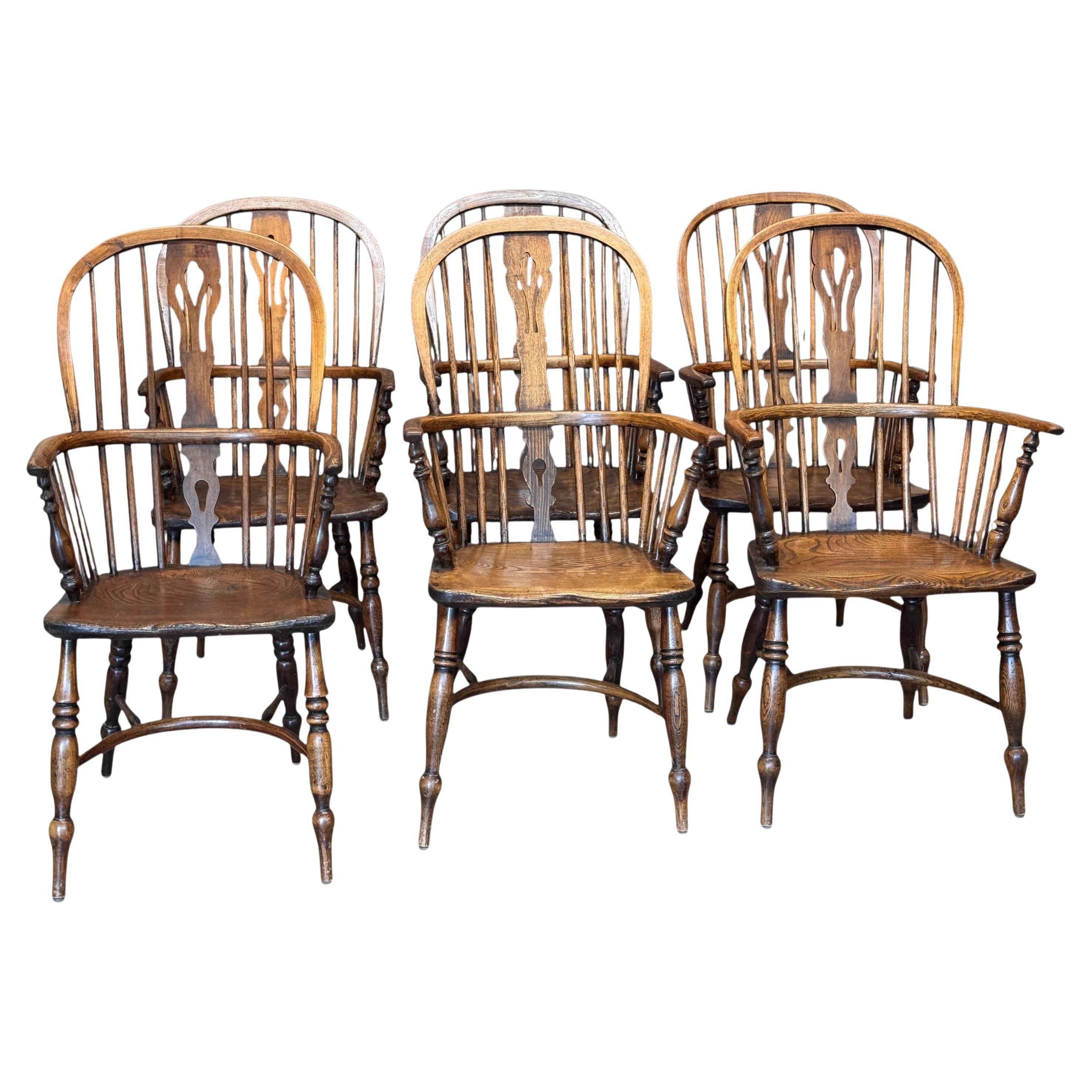 Conjunto de seis sillones Windsor ingleses del siglo XIX en venta