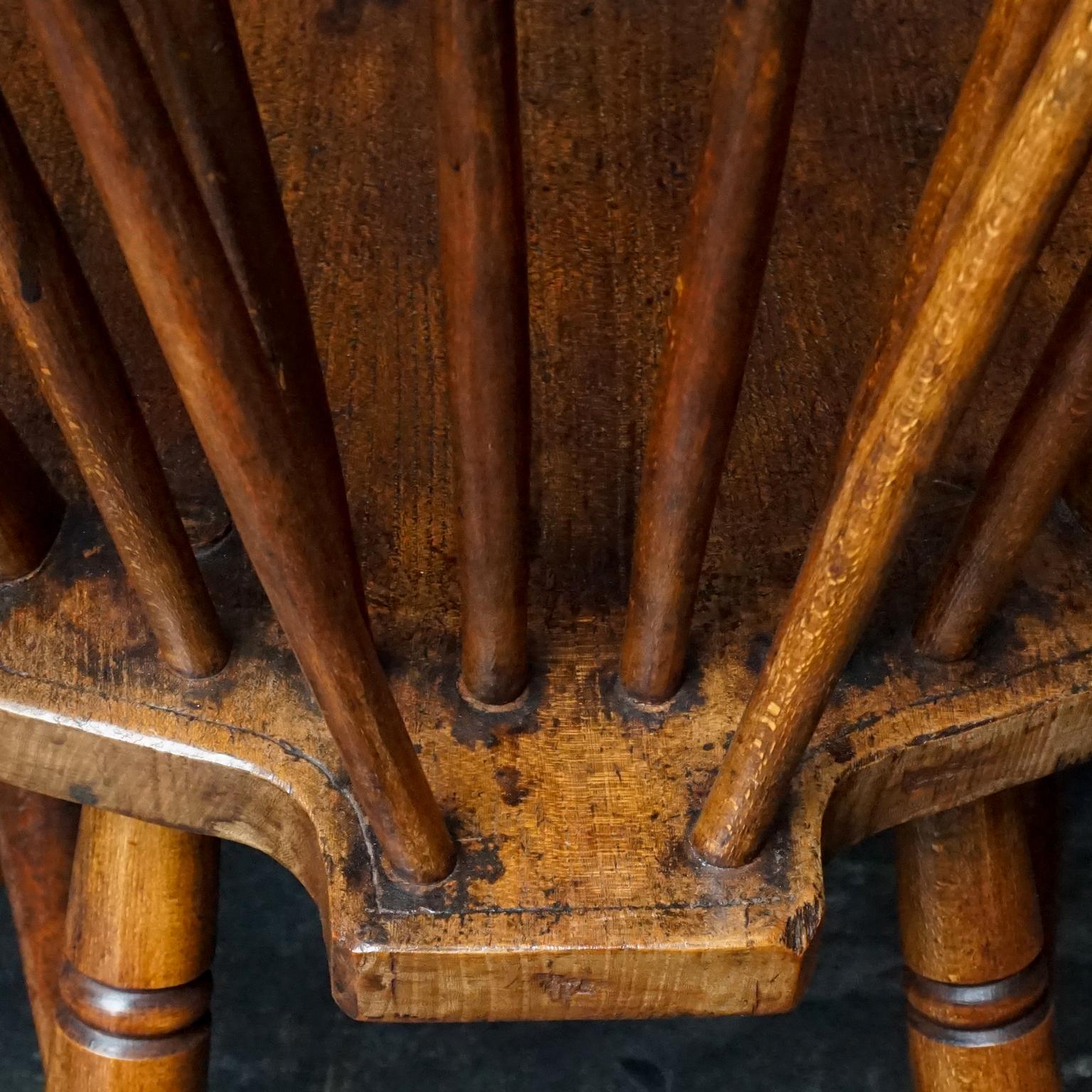 Set of six 19th Century English Windsor Elmwood Hoop Back Kitchen Table Chairs 5