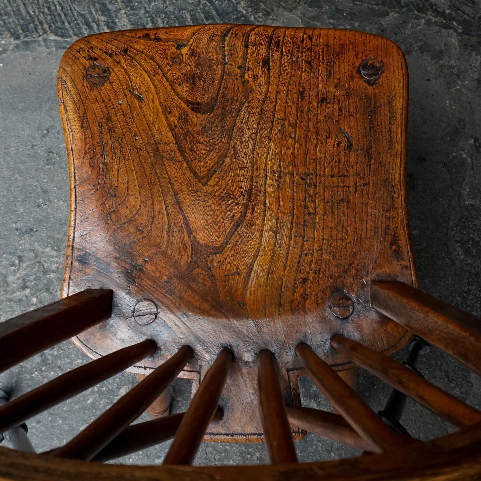 Set of six 19th Century English Windsor Elmwood Hoop Back Kitchen Table Chairs 7