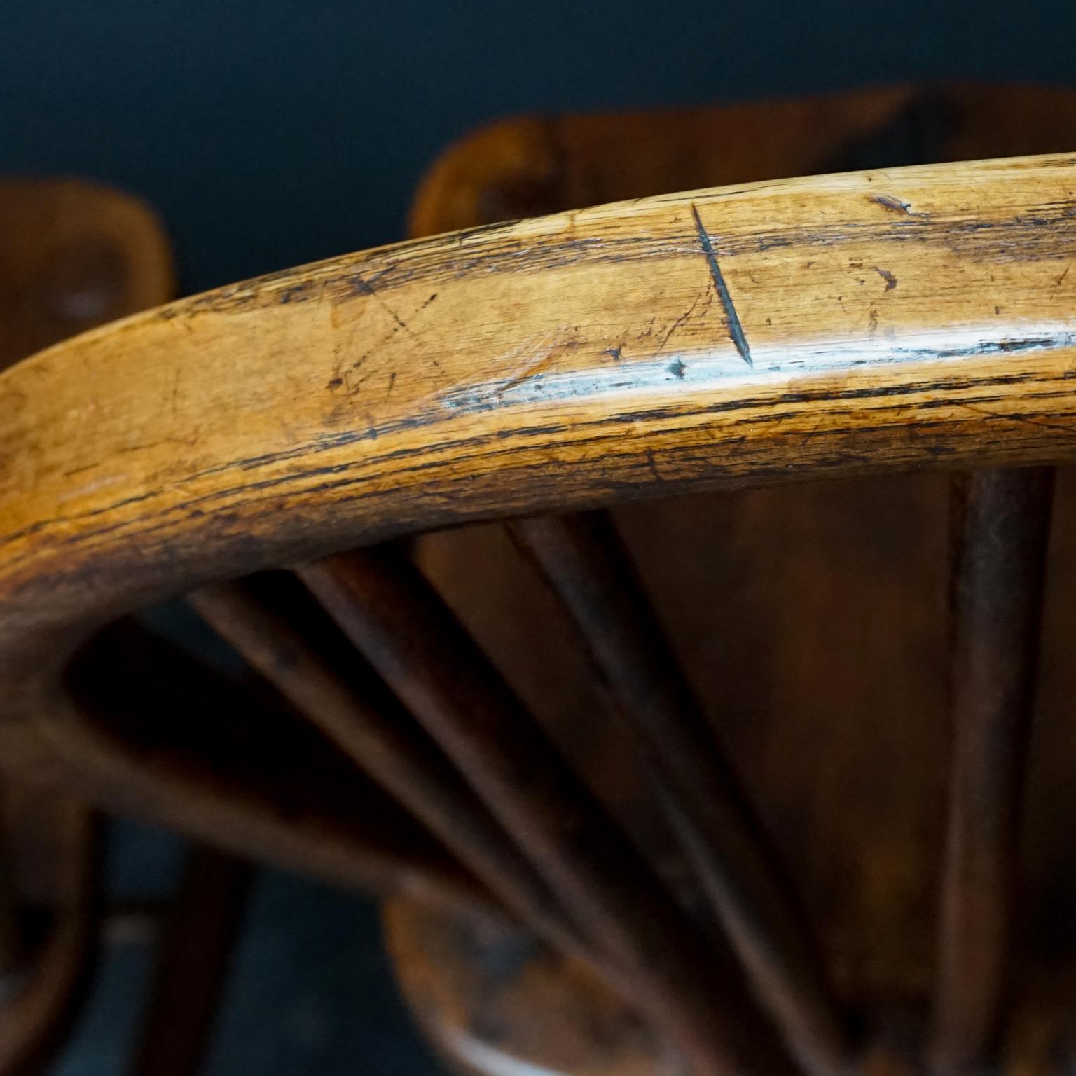 Set of six 19th Century English Windsor Elmwood Hoop Back Kitchen Table Chairs 8