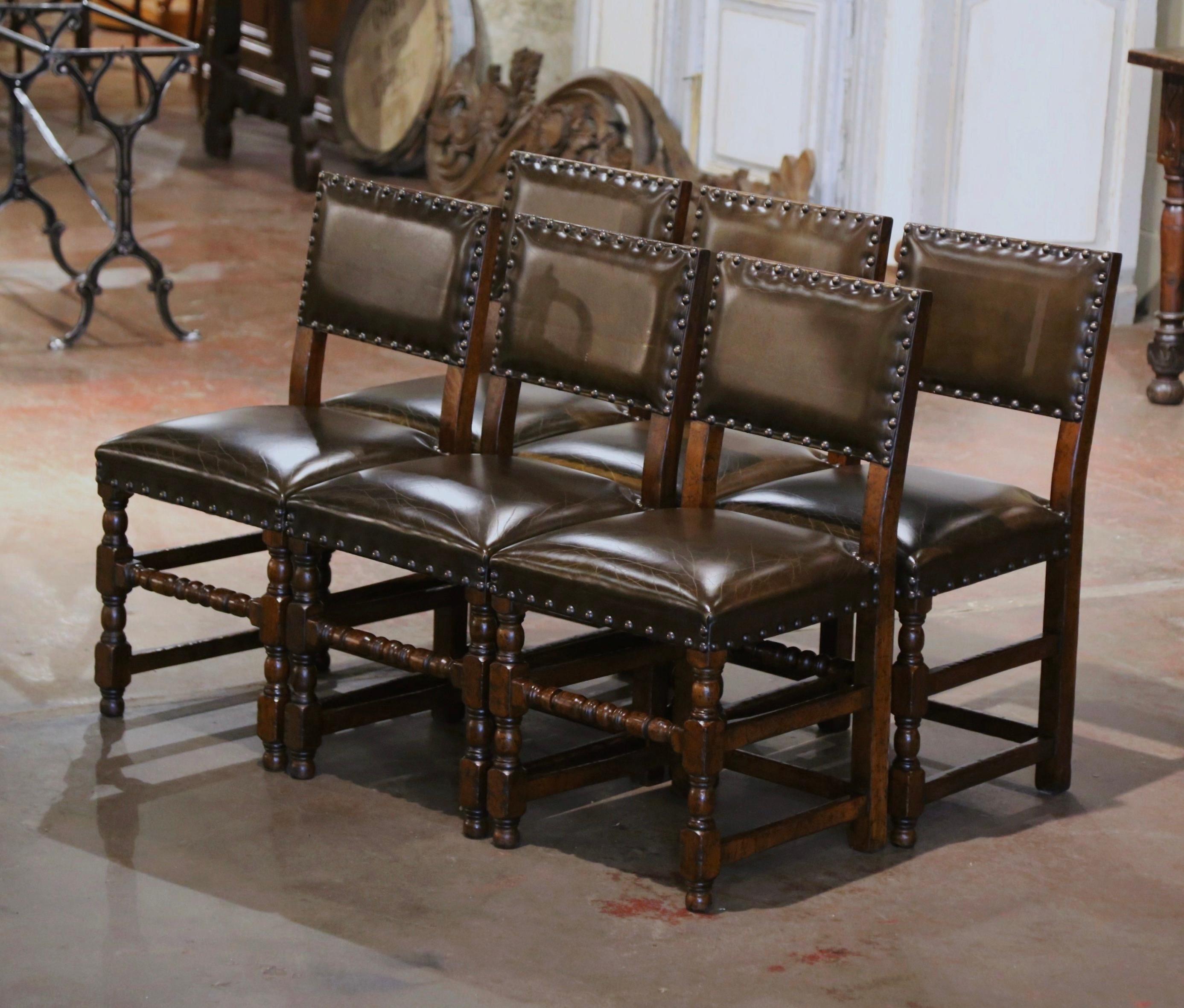 Hand-Carved Set of Six 19th Century French Carved Oak and Leather Upholstered Chairs For Sale