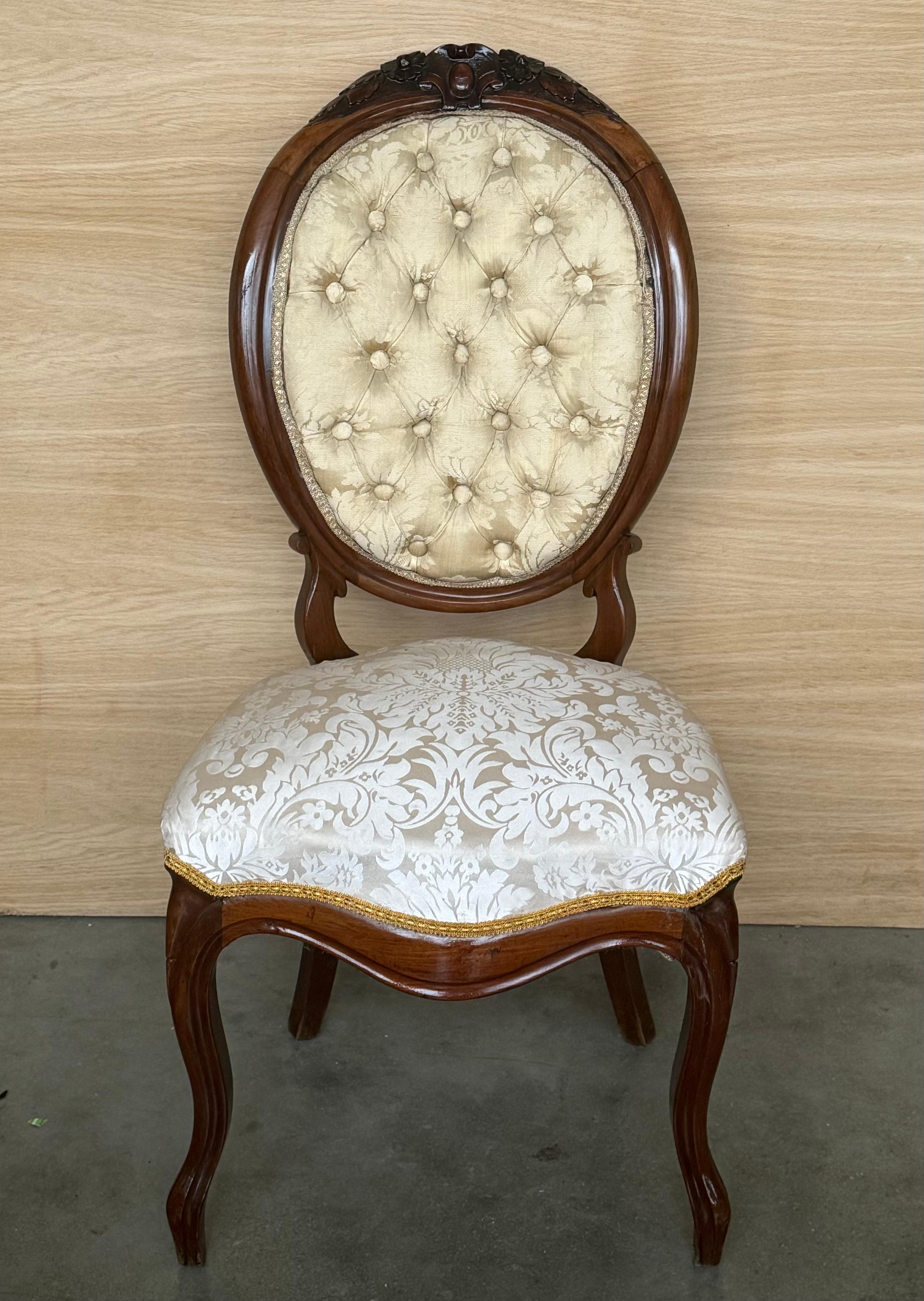 Sculpté à la main Set of Six 19th Century French Solid Walnut Louis XVI Armchairs ~ Fauteuils en vente