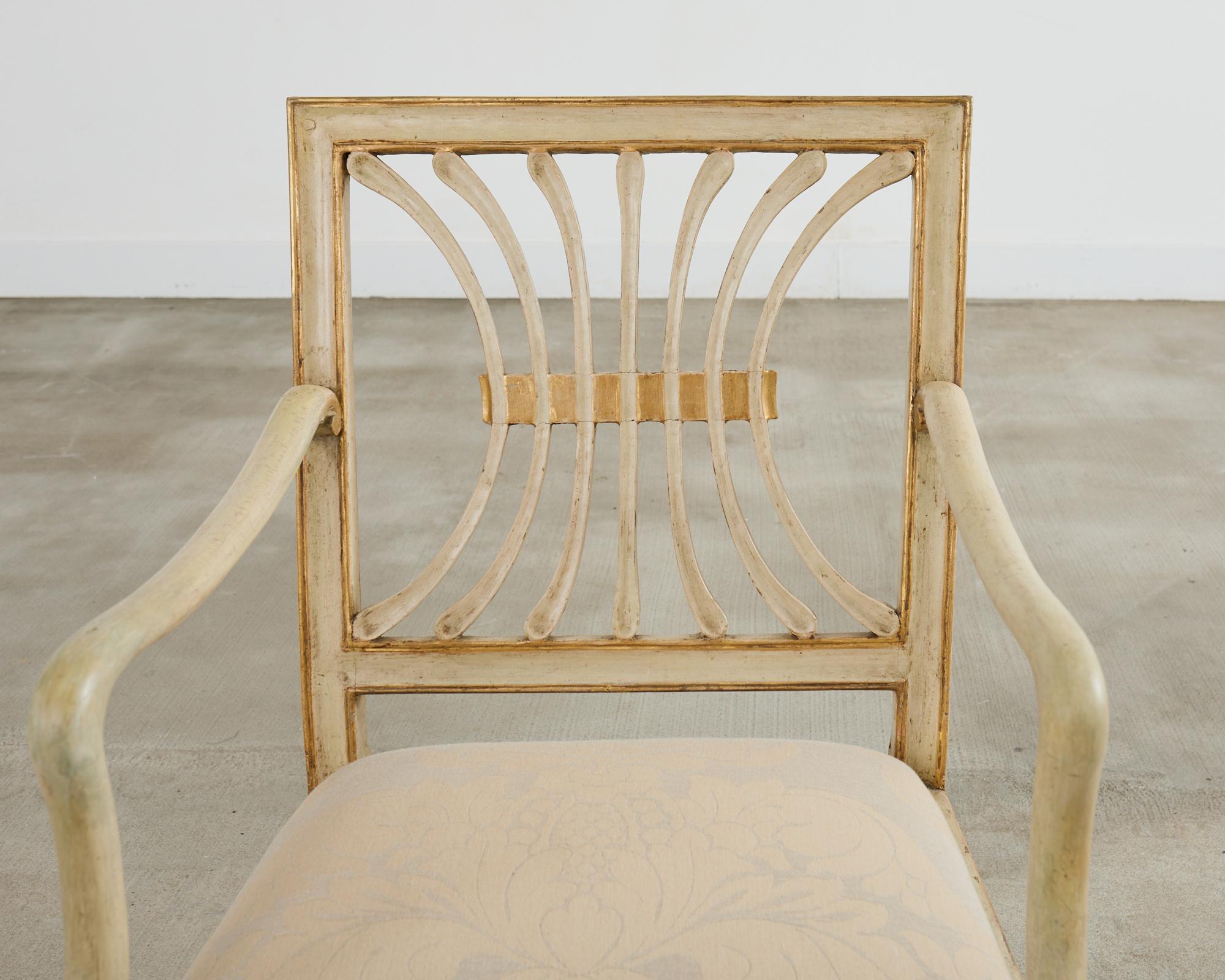 Ensemble de six fauteuils de salle à manger de style néoclassique italien du XIXe siècle en vente 10