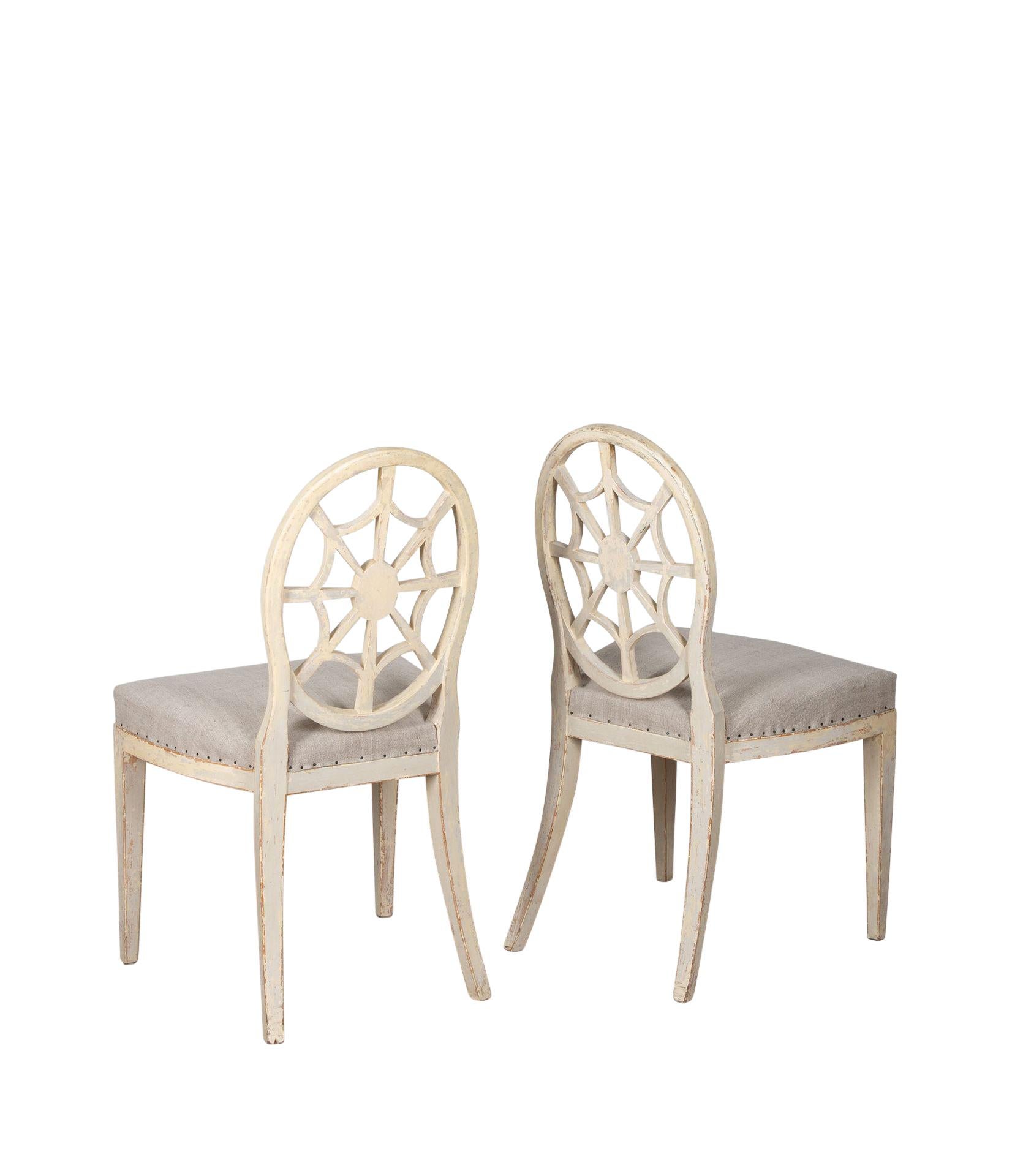 Ensemble de six chaises suédoises à dossier en forme d'araignée du 19e siècle

Rembourré dans de vieux draps de chanvre.