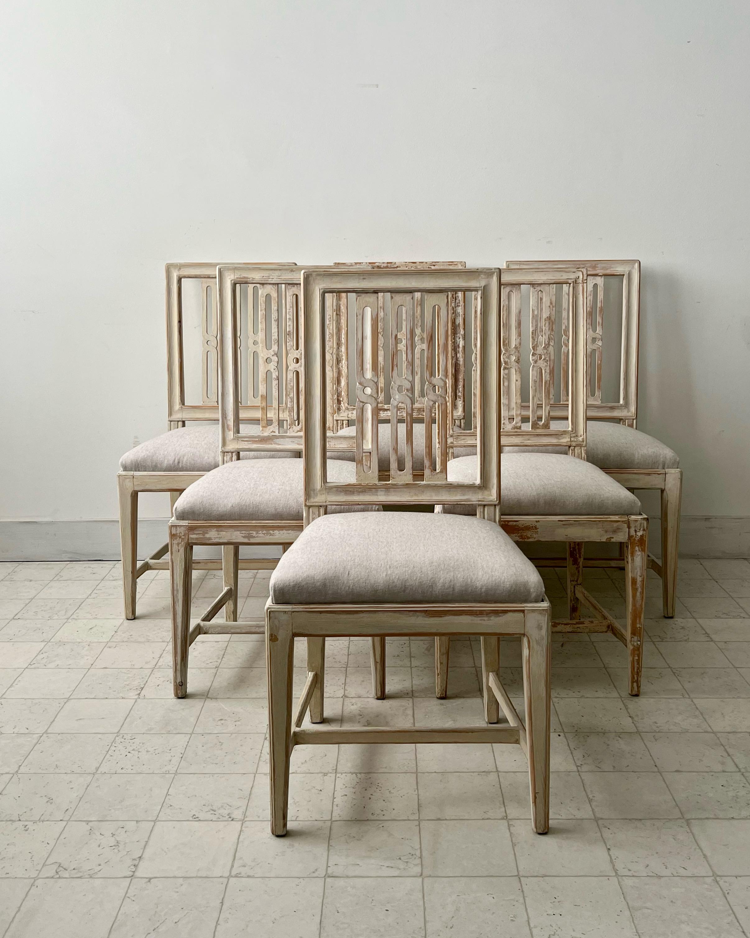 Gustavian Set of Six 19th Century Swedish Dining Side Chairs For Sale
