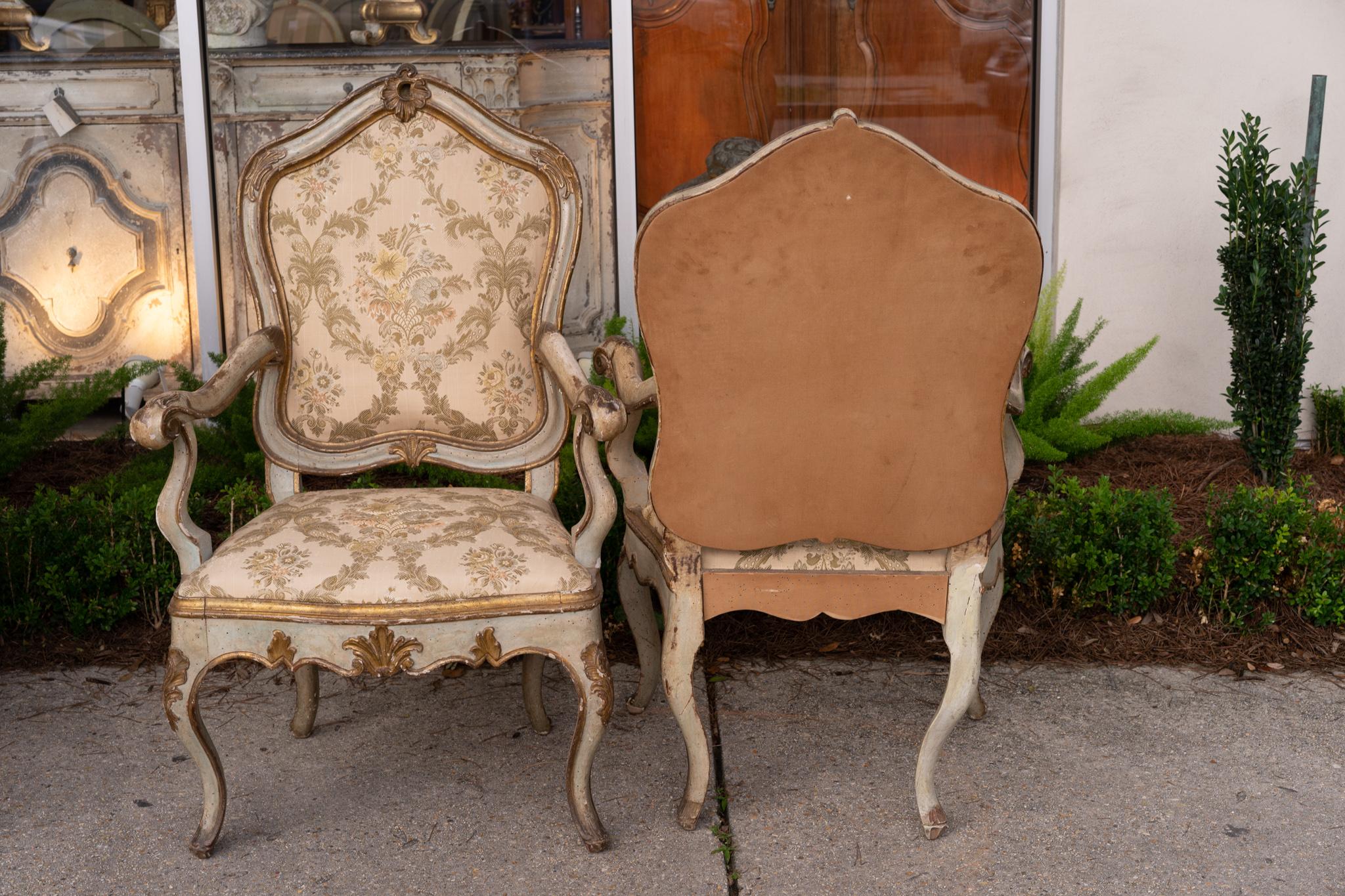 Beautiful set of painted Venetian armchairs painted, gilded and carved with original finishes.