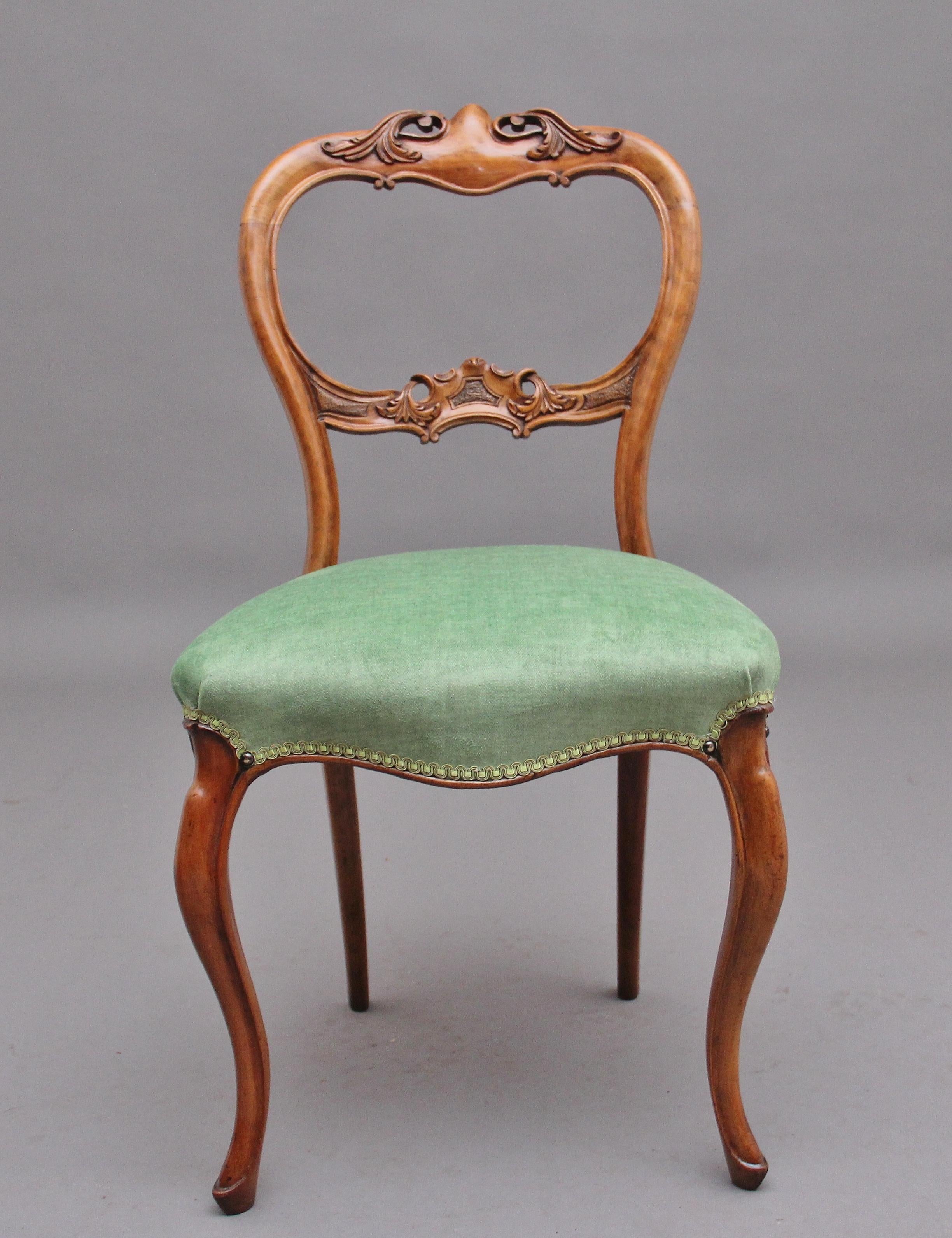 Set of Six 19th Century Walnut Dining Chairs 1