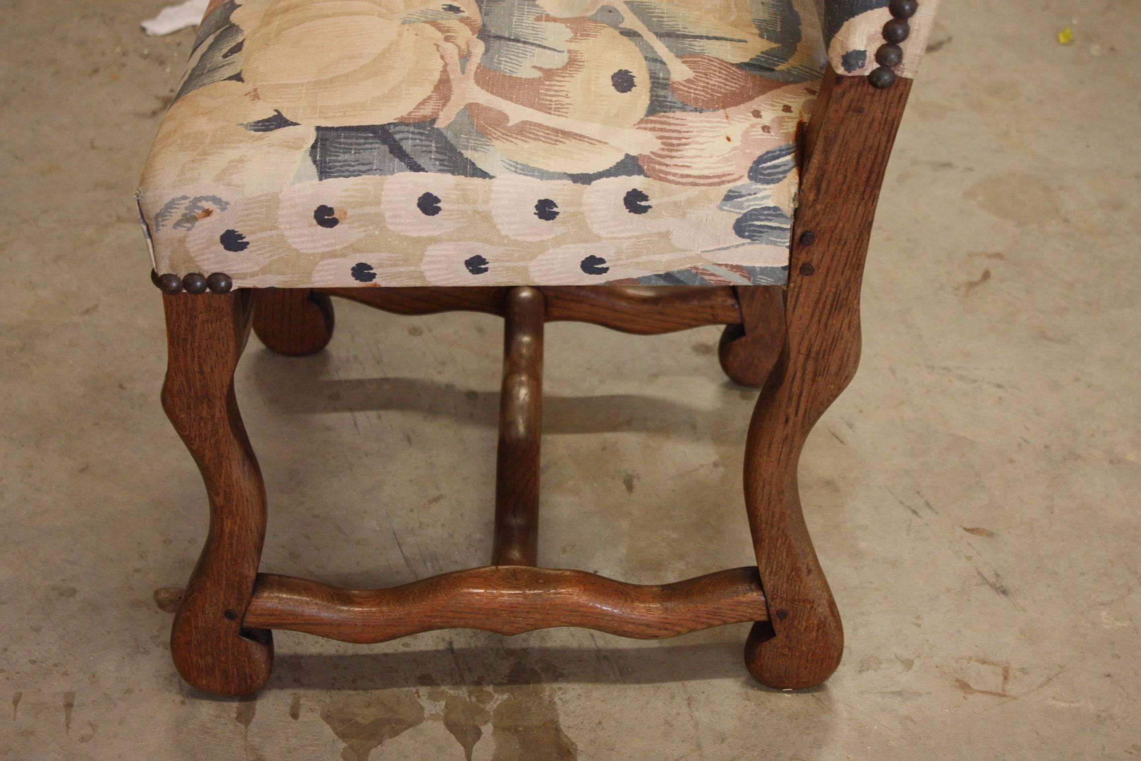 Set of Six 19th Century Walnut Os De Mouton Chairs For Sale 5