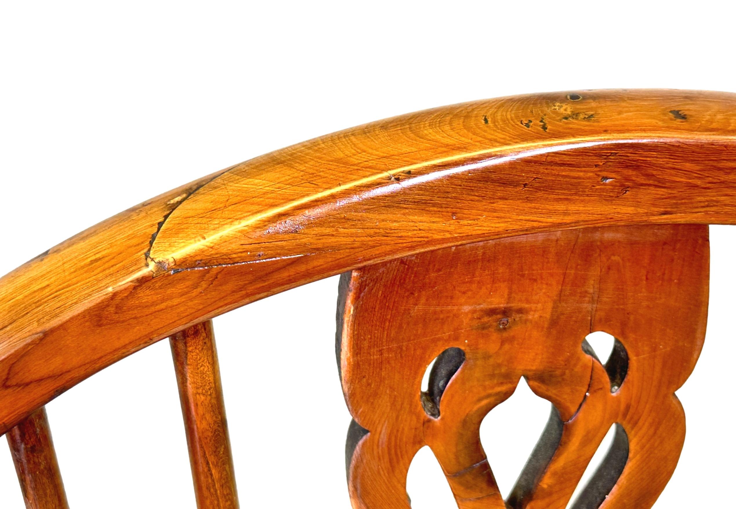 Set Of Six 19th Century Yew Windsor Chairs For Sale 1