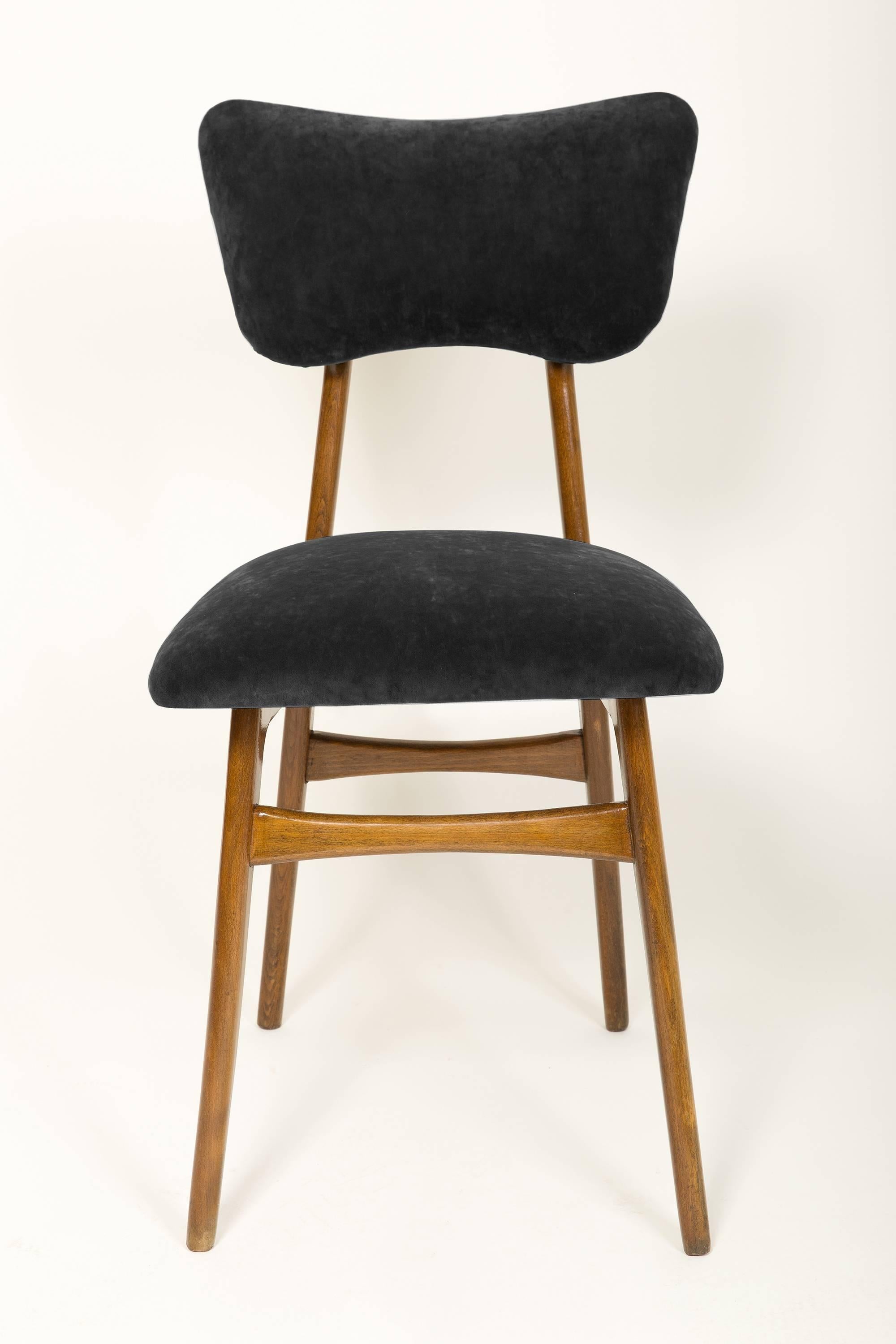 Mid-Century Modern Set of Six 20th Century Black Velvet Chairs, 1960s For Sale