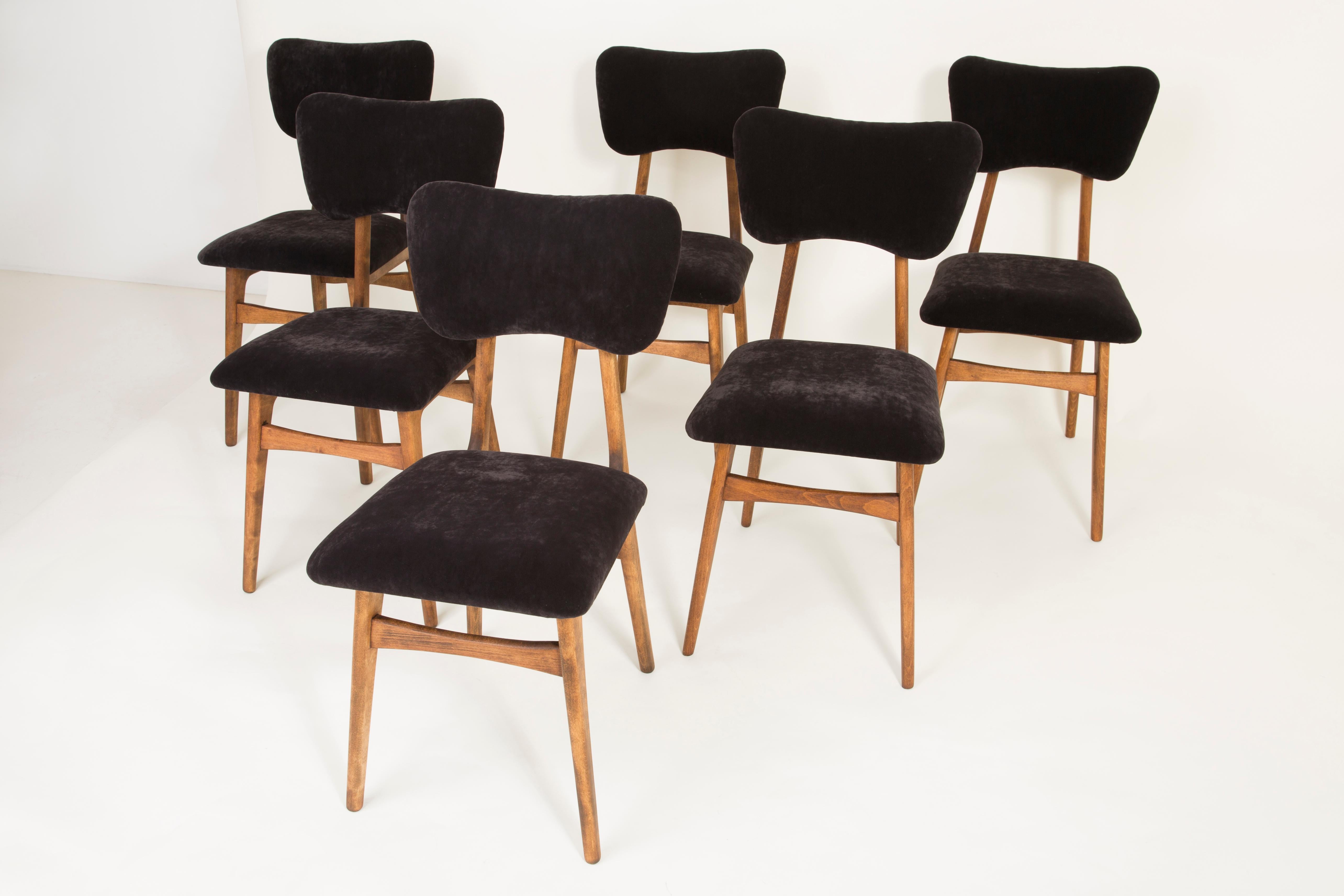 Mid-Century Modern Set of Six 20th Century Black Velvet Chairs, Europe, 1960s For Sale